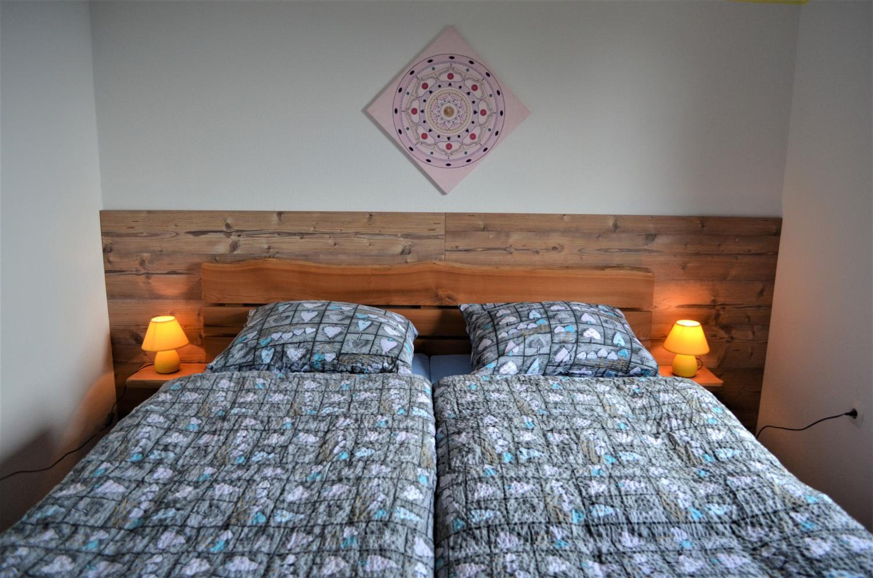 One-Bedroom Apartment - Photo 8