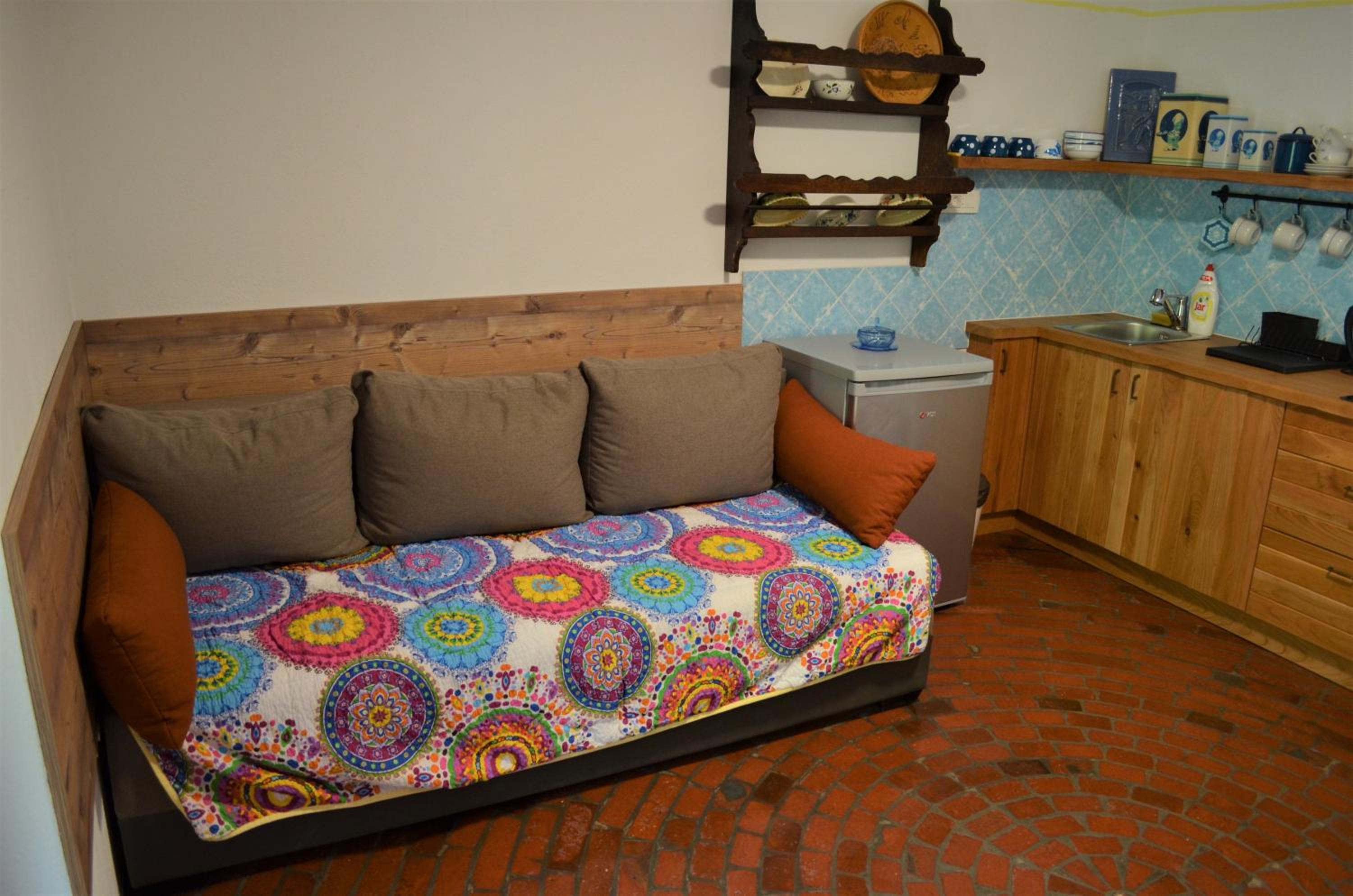 One-Bedroom Apartment - Photo 35