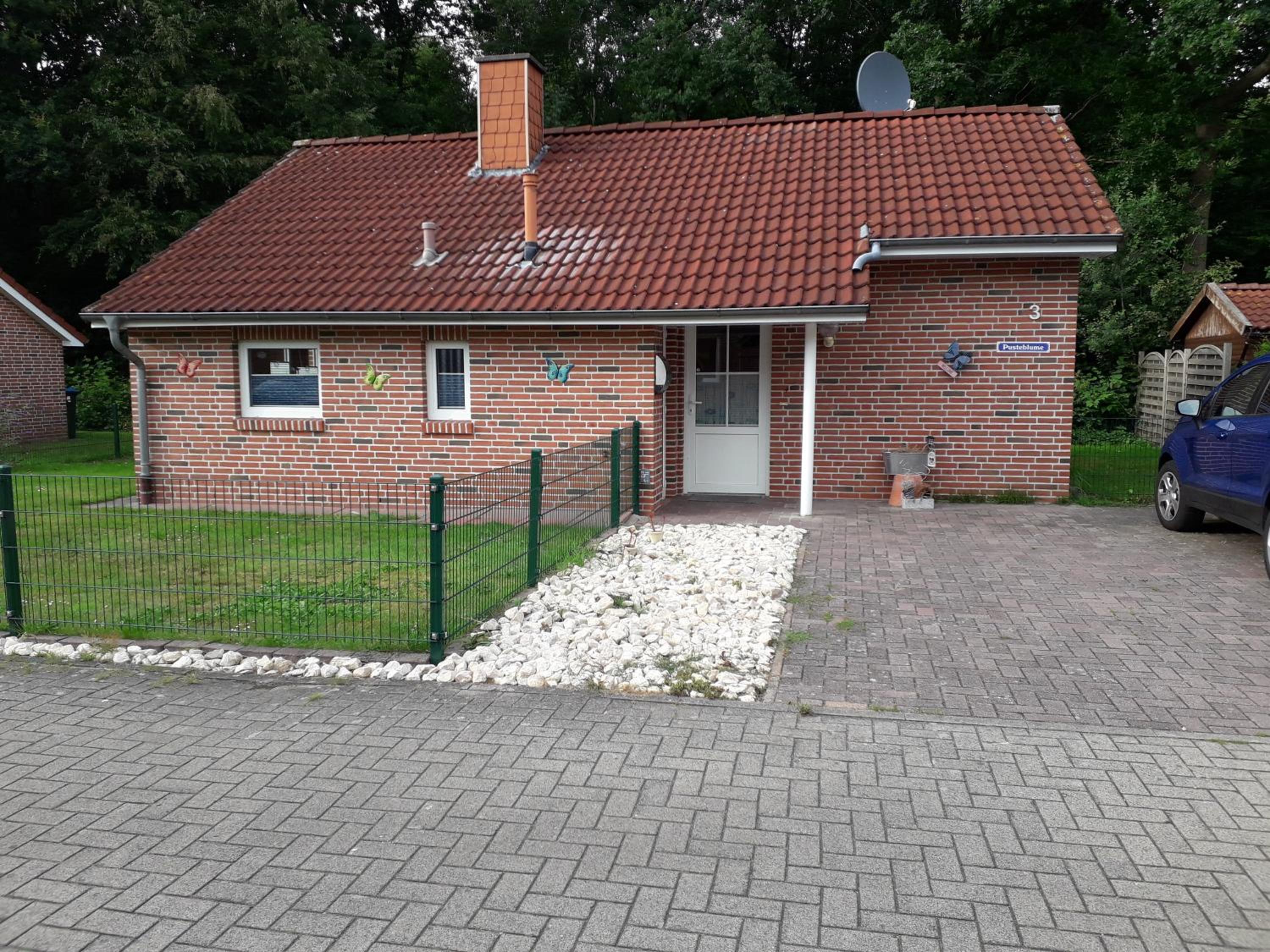 Two-Bedroom House photo 3