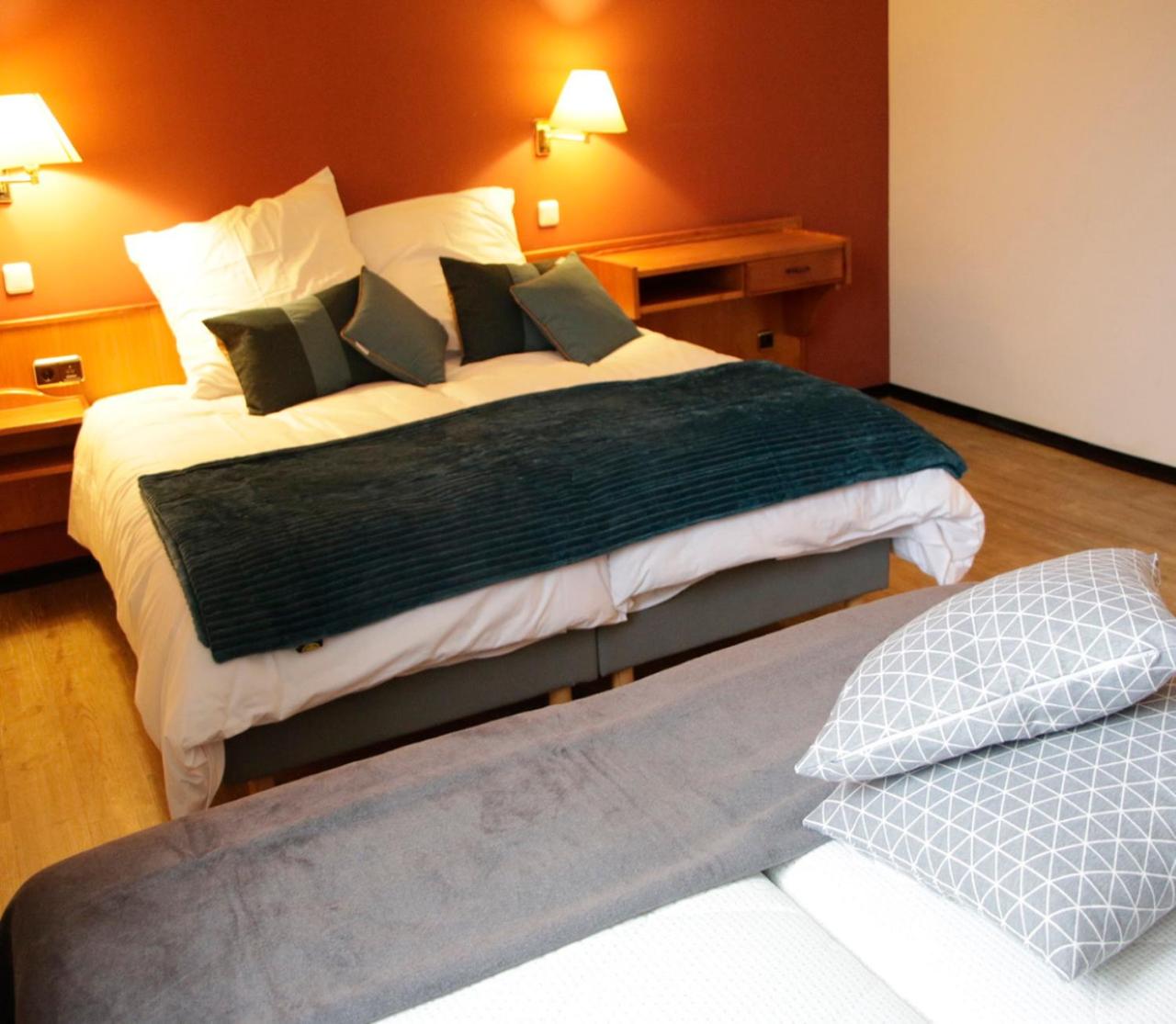 Superior Quadruple Room - Photo 2