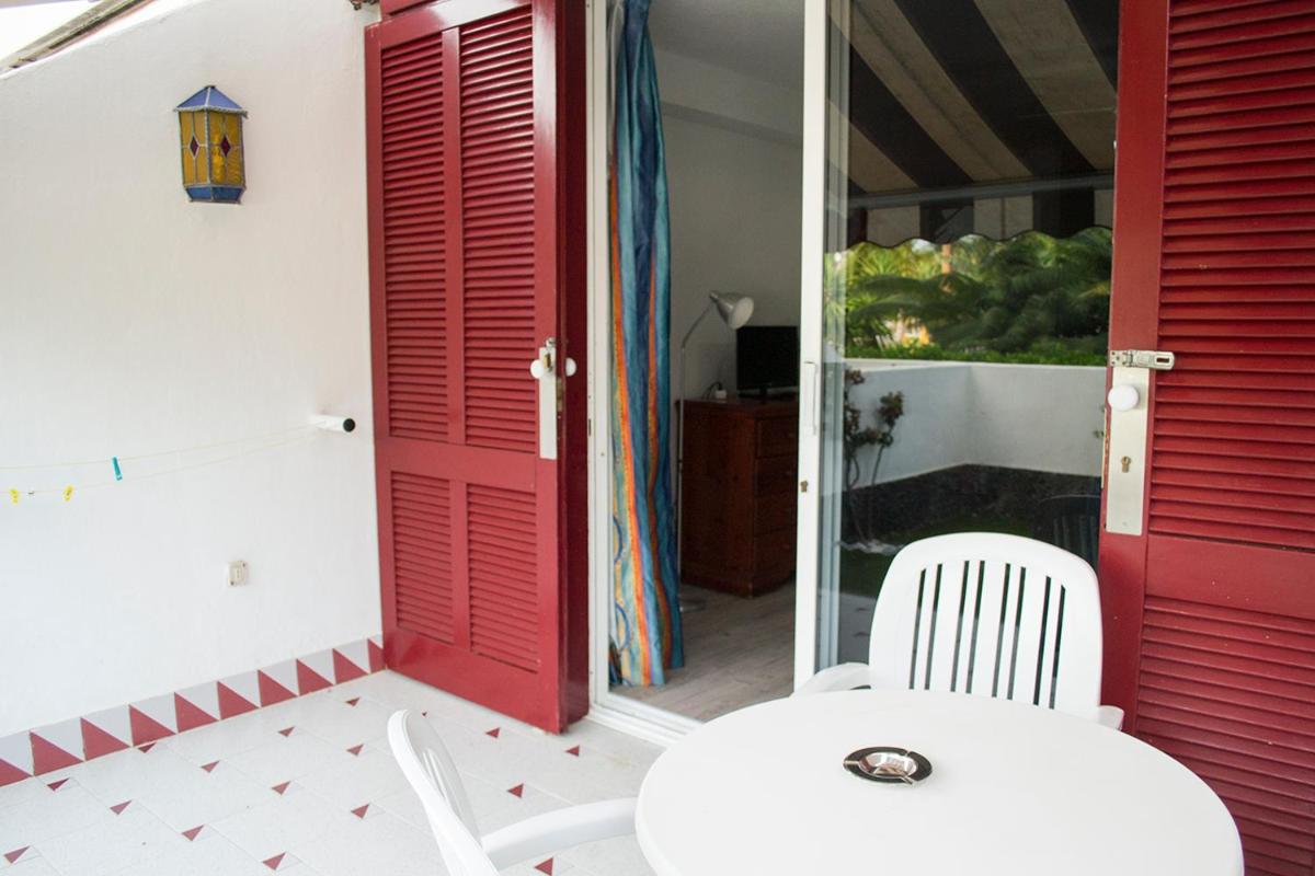 Studio Apartment photo 3