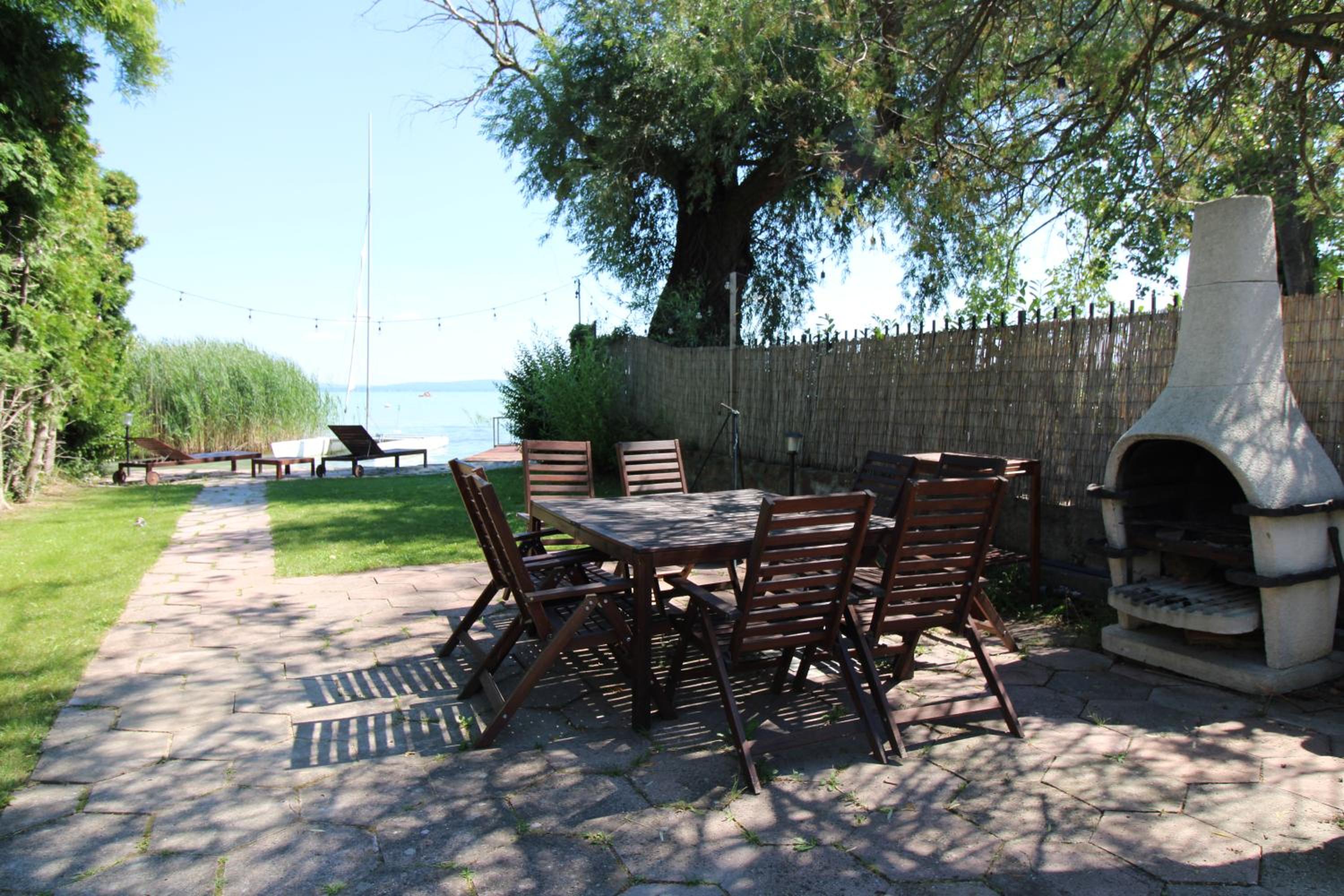 Villa - Beach Front photo 2