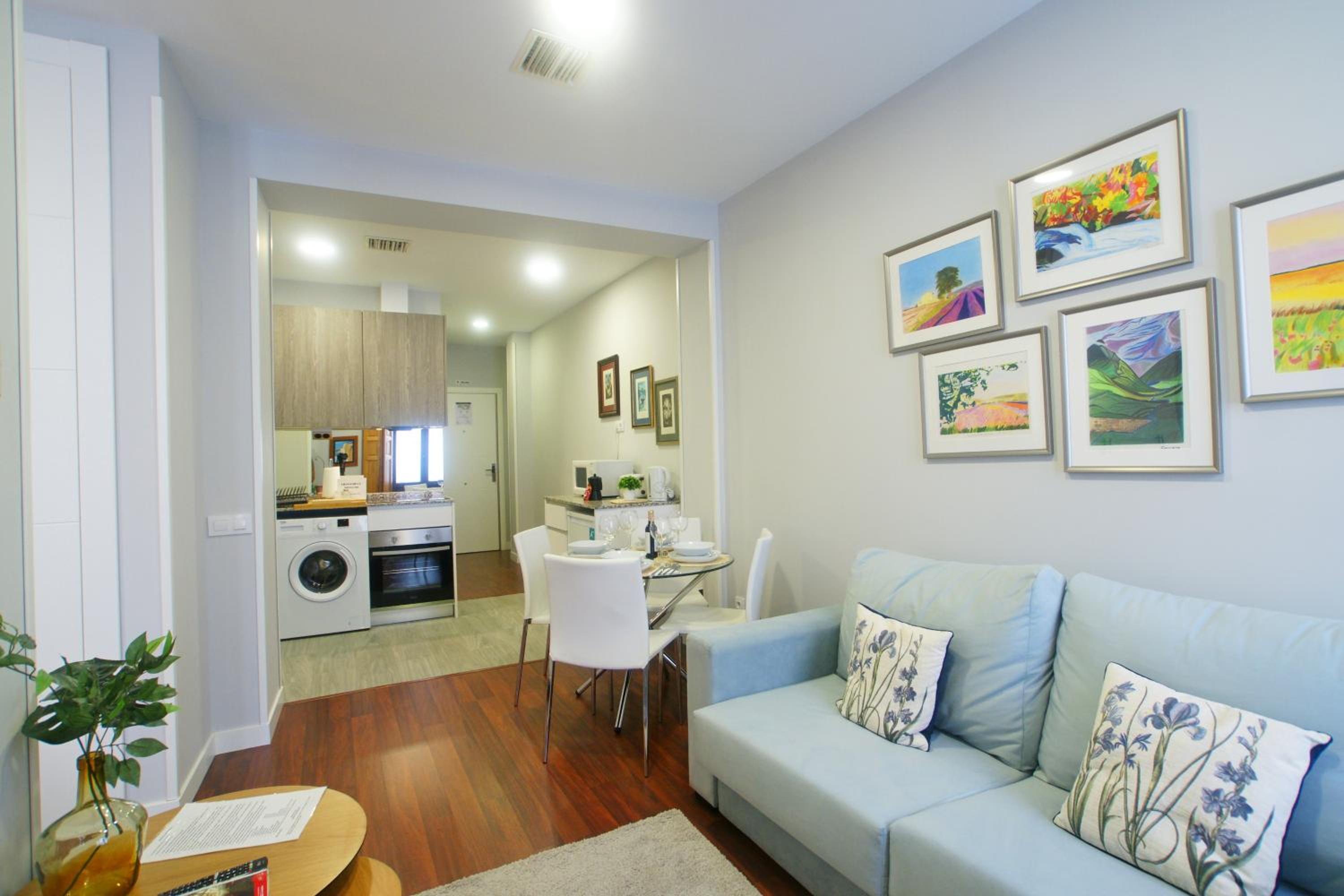 Loft de un Dormitorio Superior con Balcón