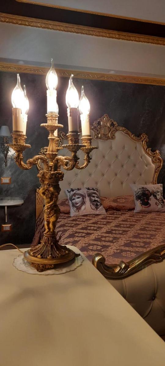 King Room with Balcony photo 1