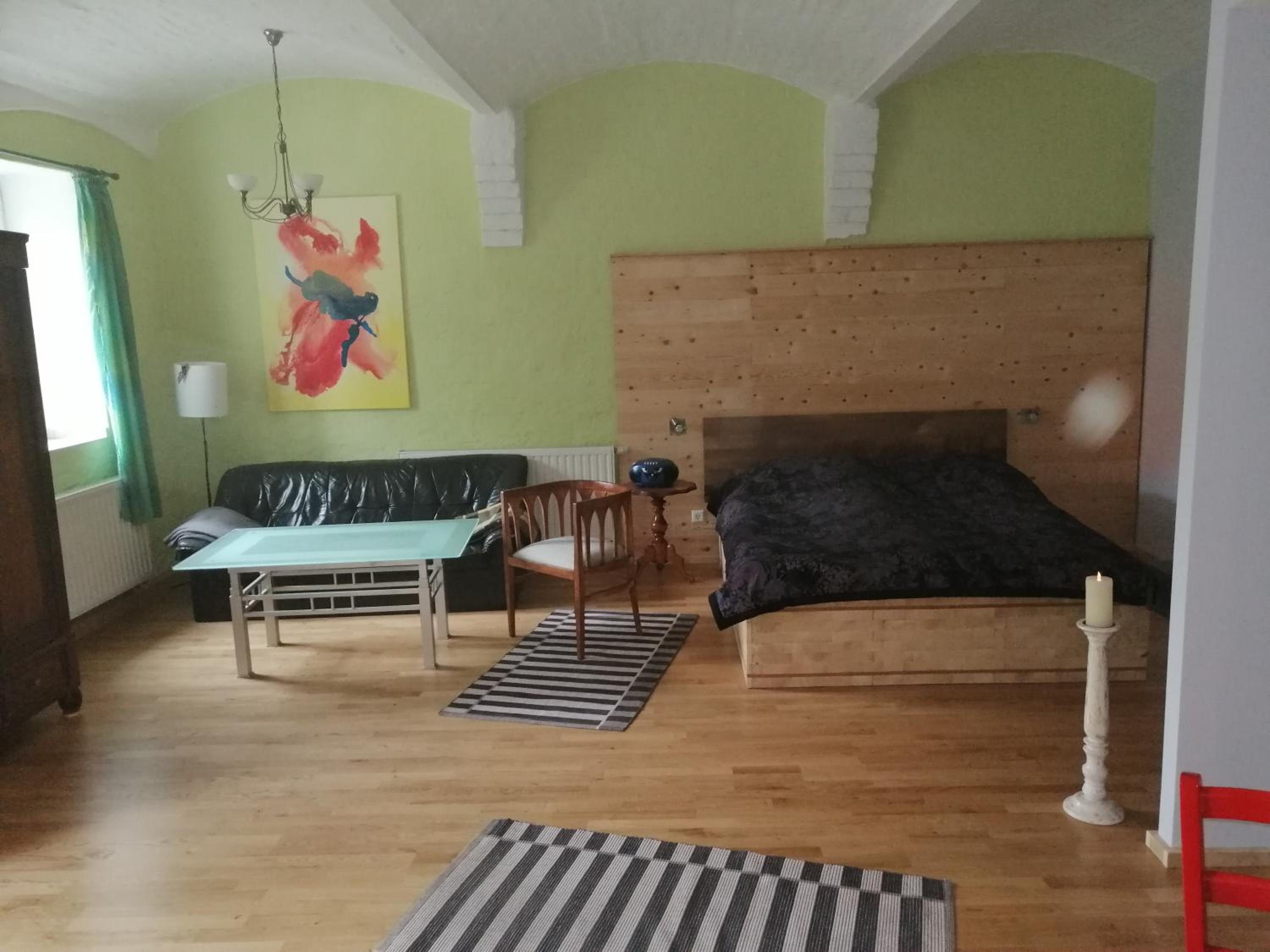 One-Bedroom Apartment - Photo 10