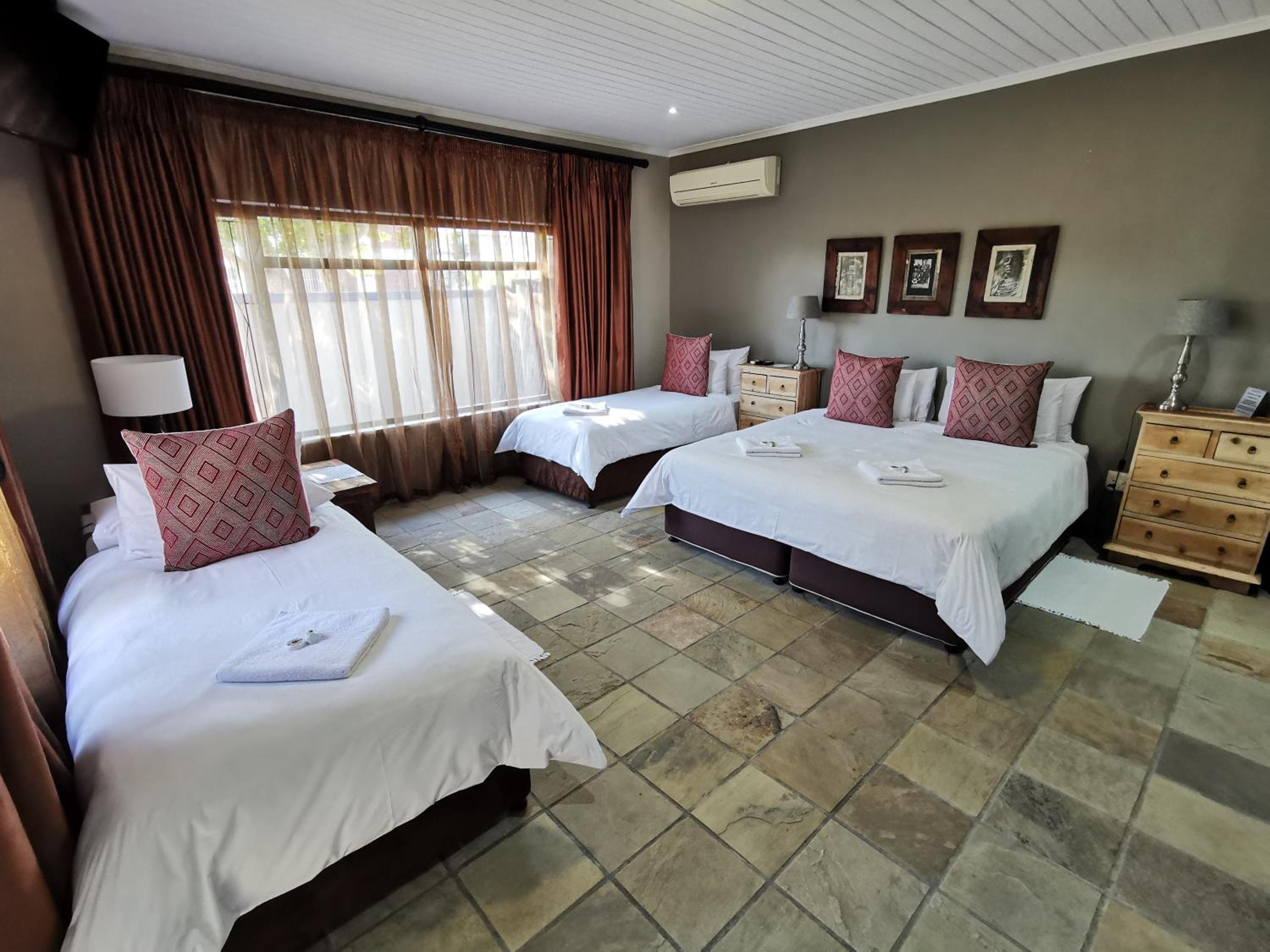 Triple Room - Photo 7