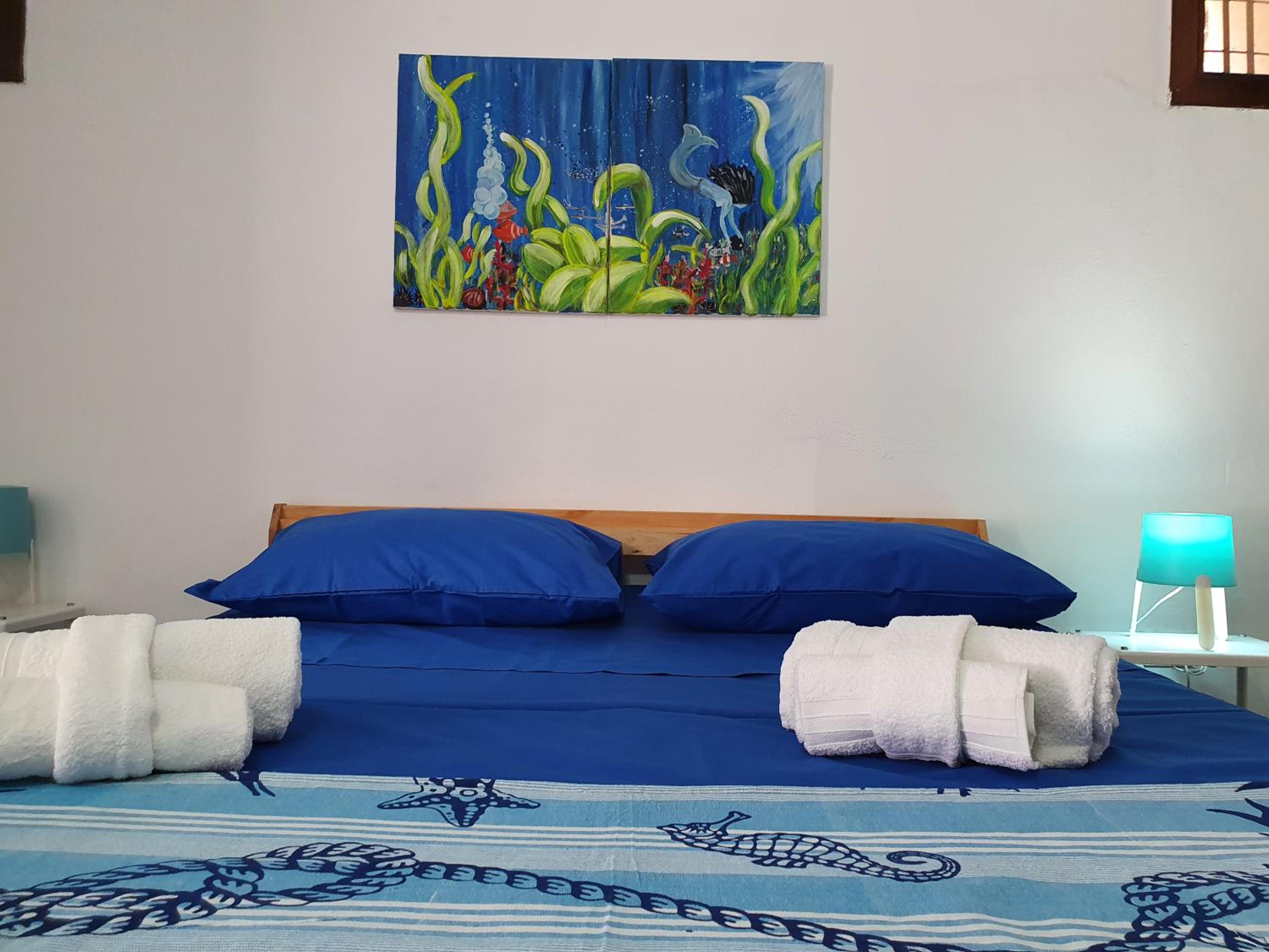 Quadruple Room with Private Bathroom - Photo 4