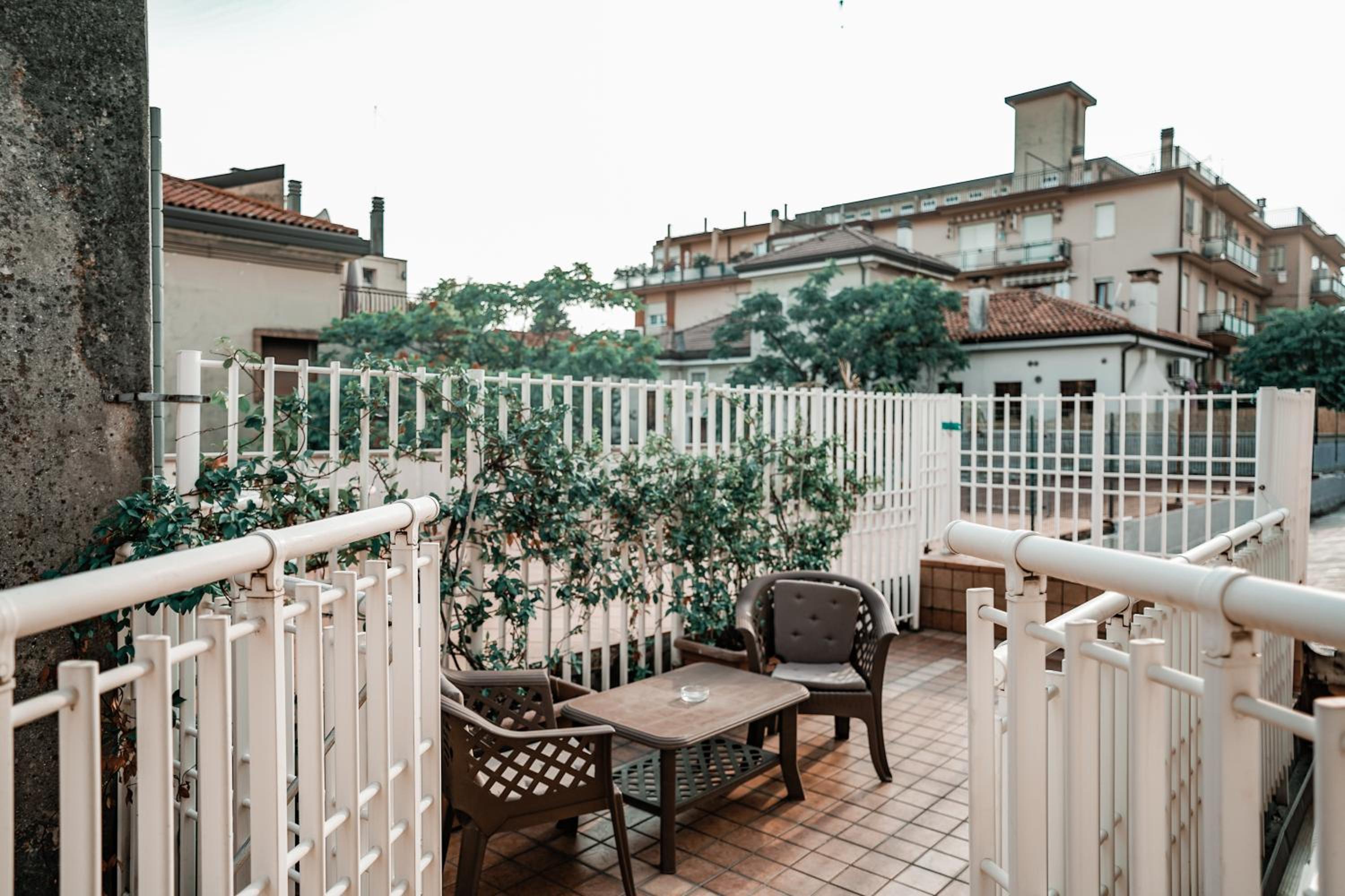 Double or Twin Room with Terrace - Photo 3