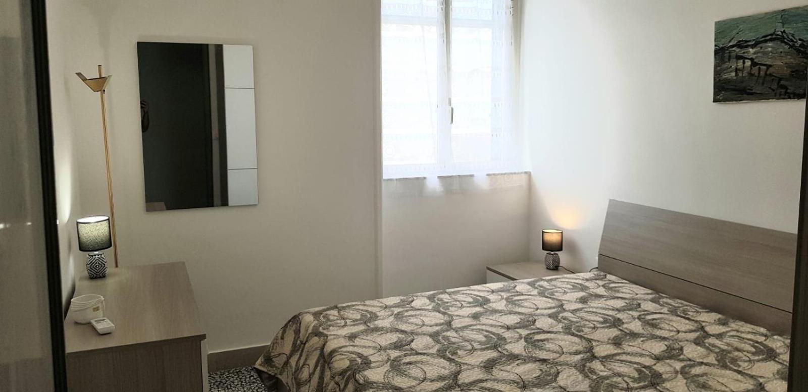 Two-Bedroom House - Photo 12
