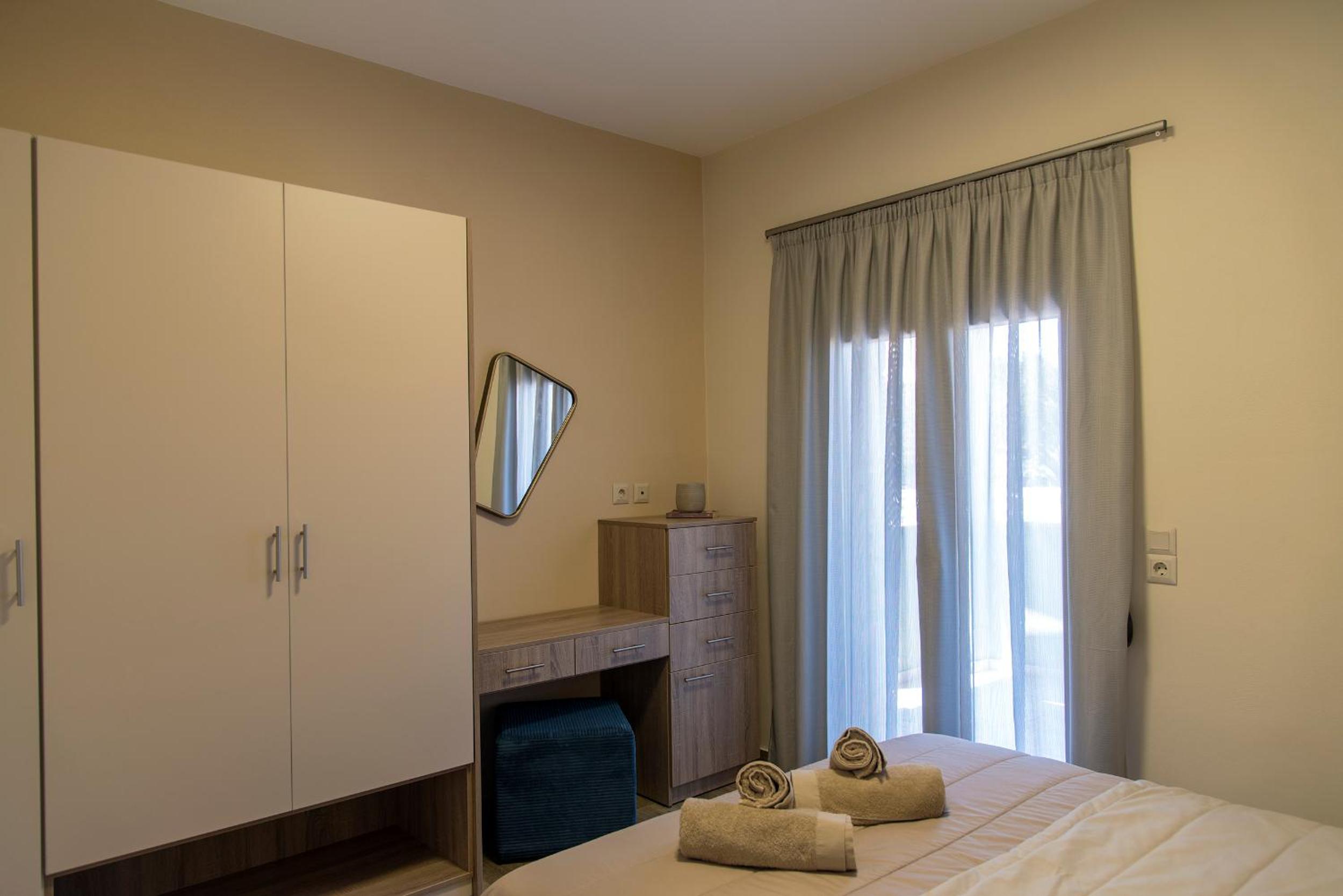 One-Bedroom Apartment - Photo 30
