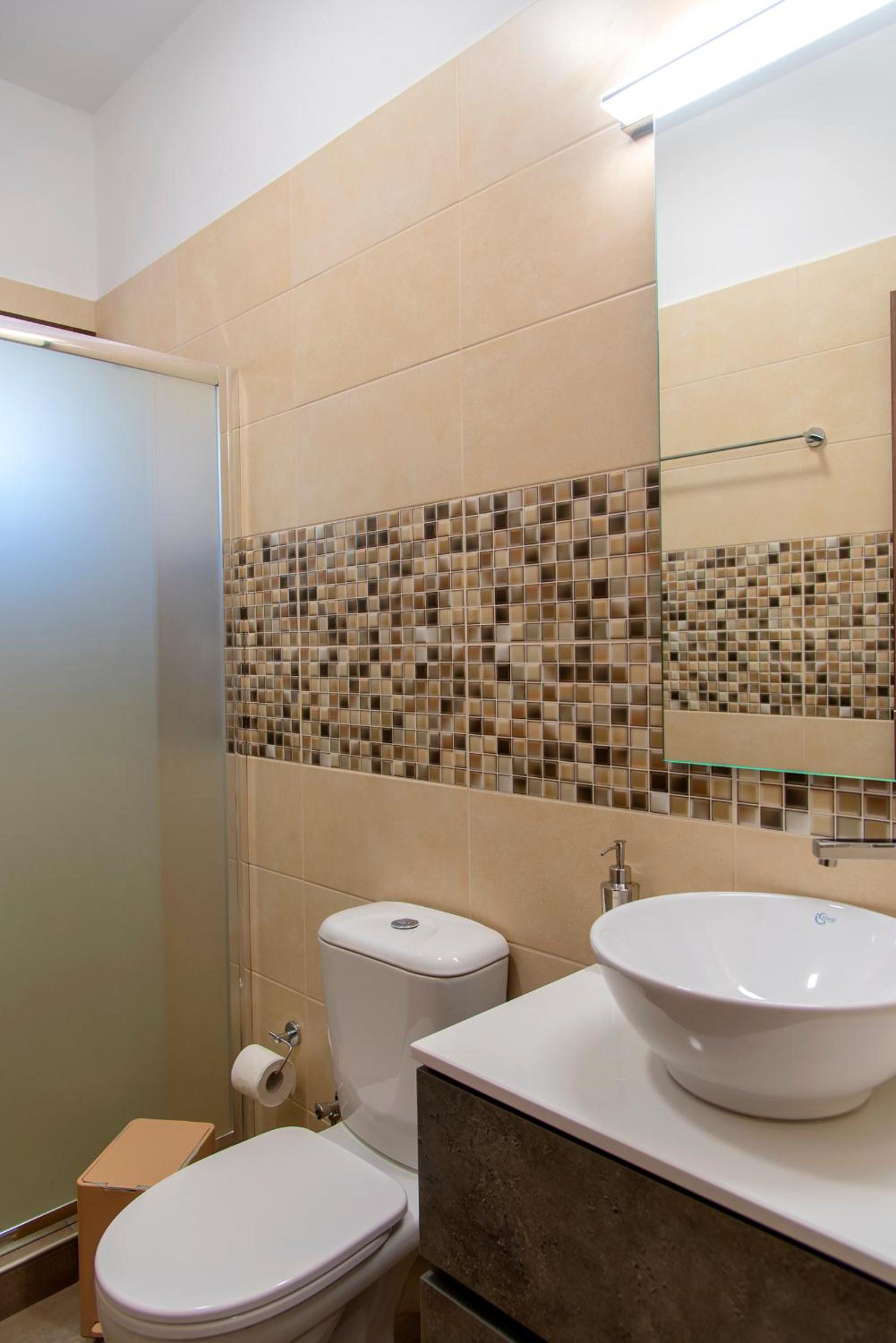 One-Bedroom Apartment - Photo 18