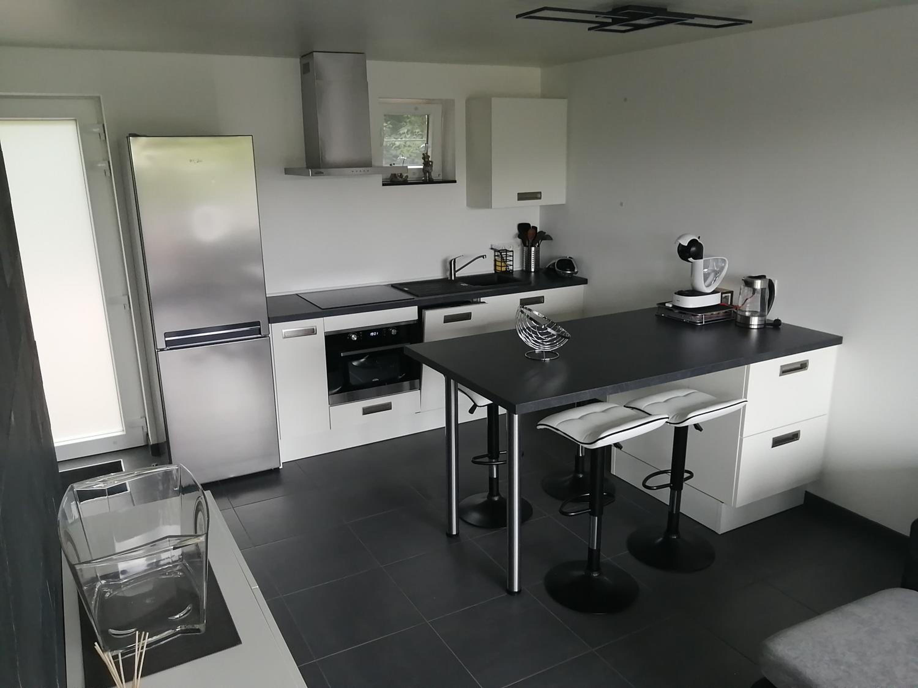 Two-Bedroom Apartment - Photo 30