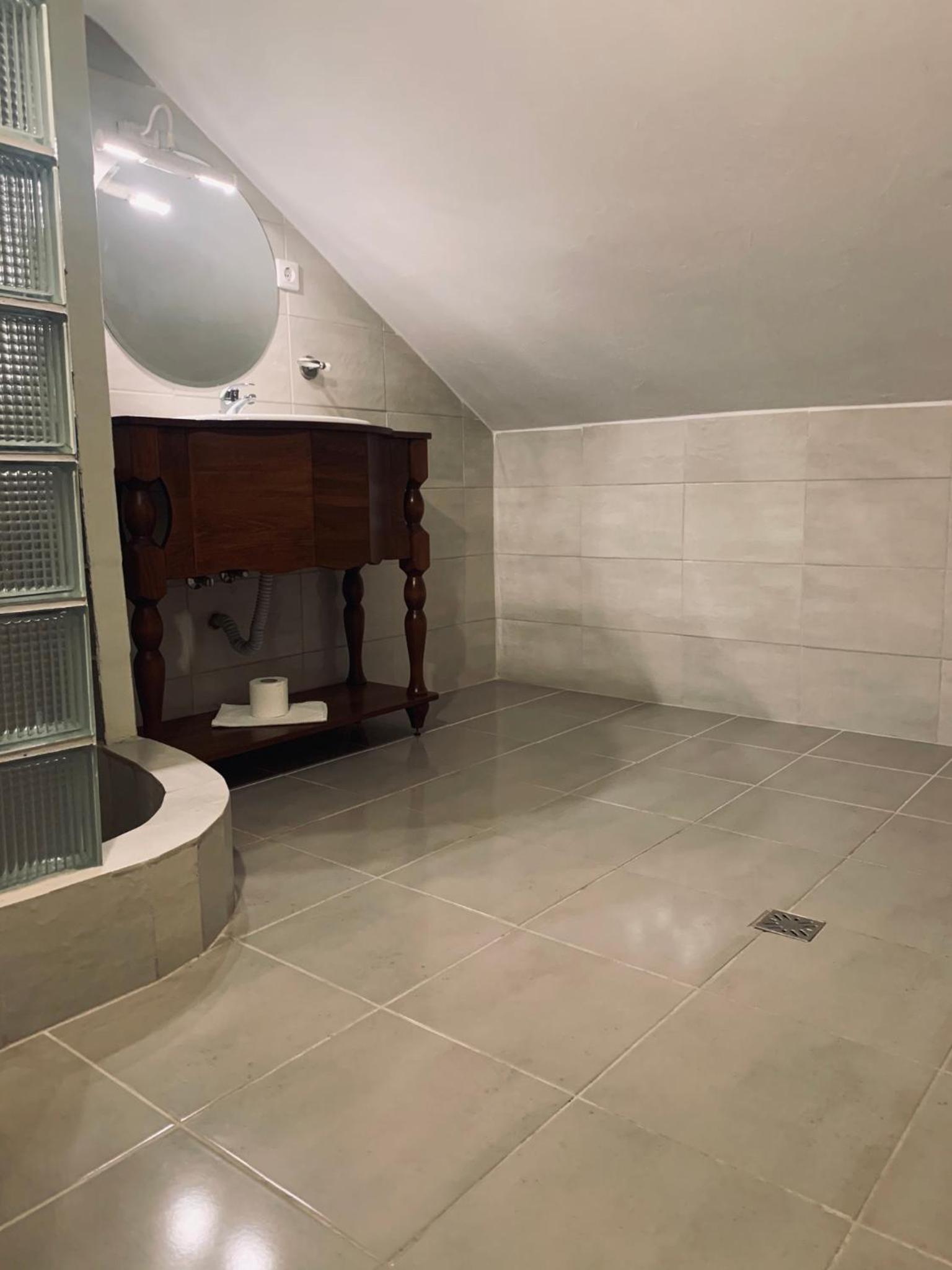 Triple Room with Bathroom photo 3