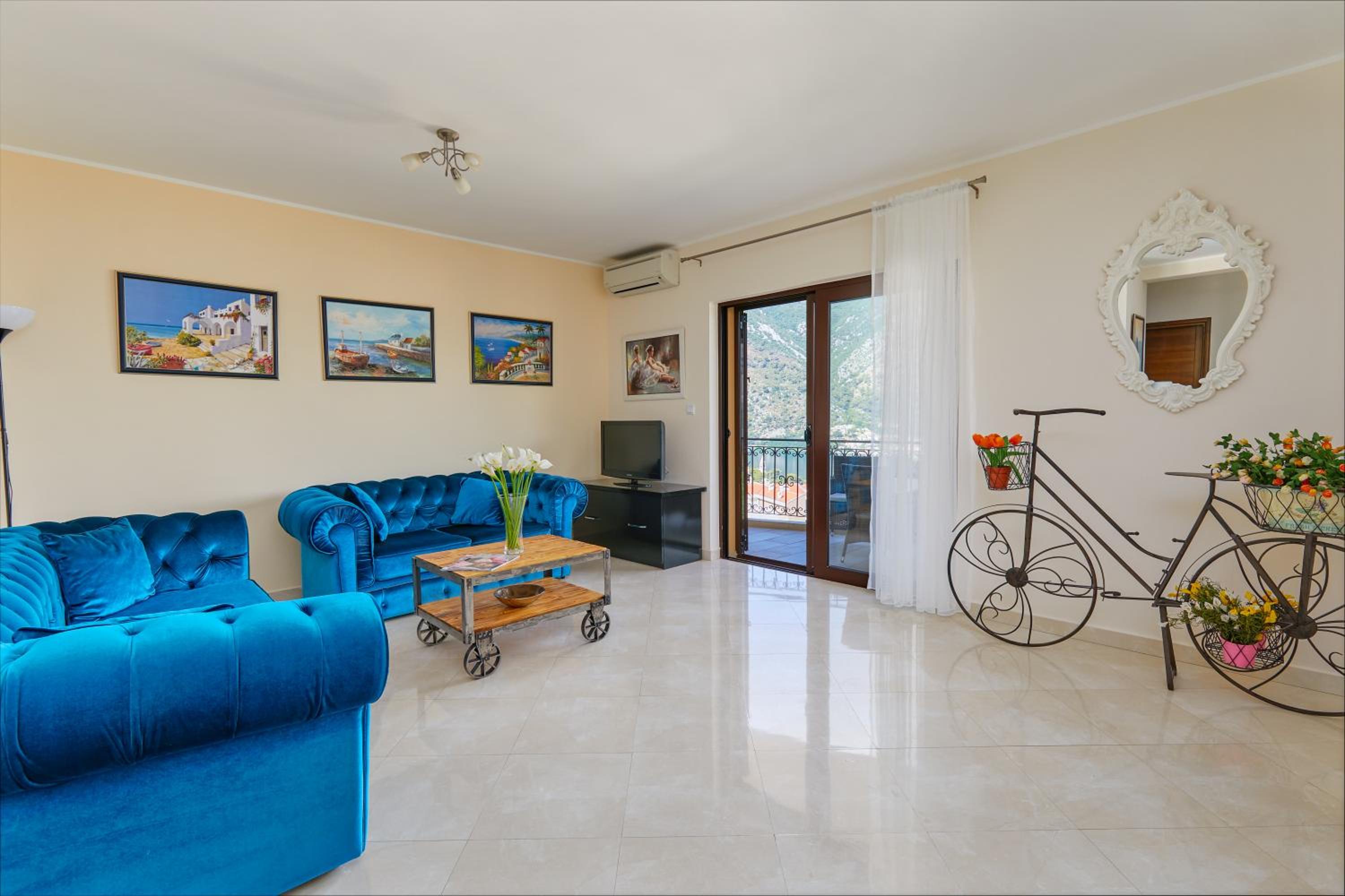 Apartment with Sea View