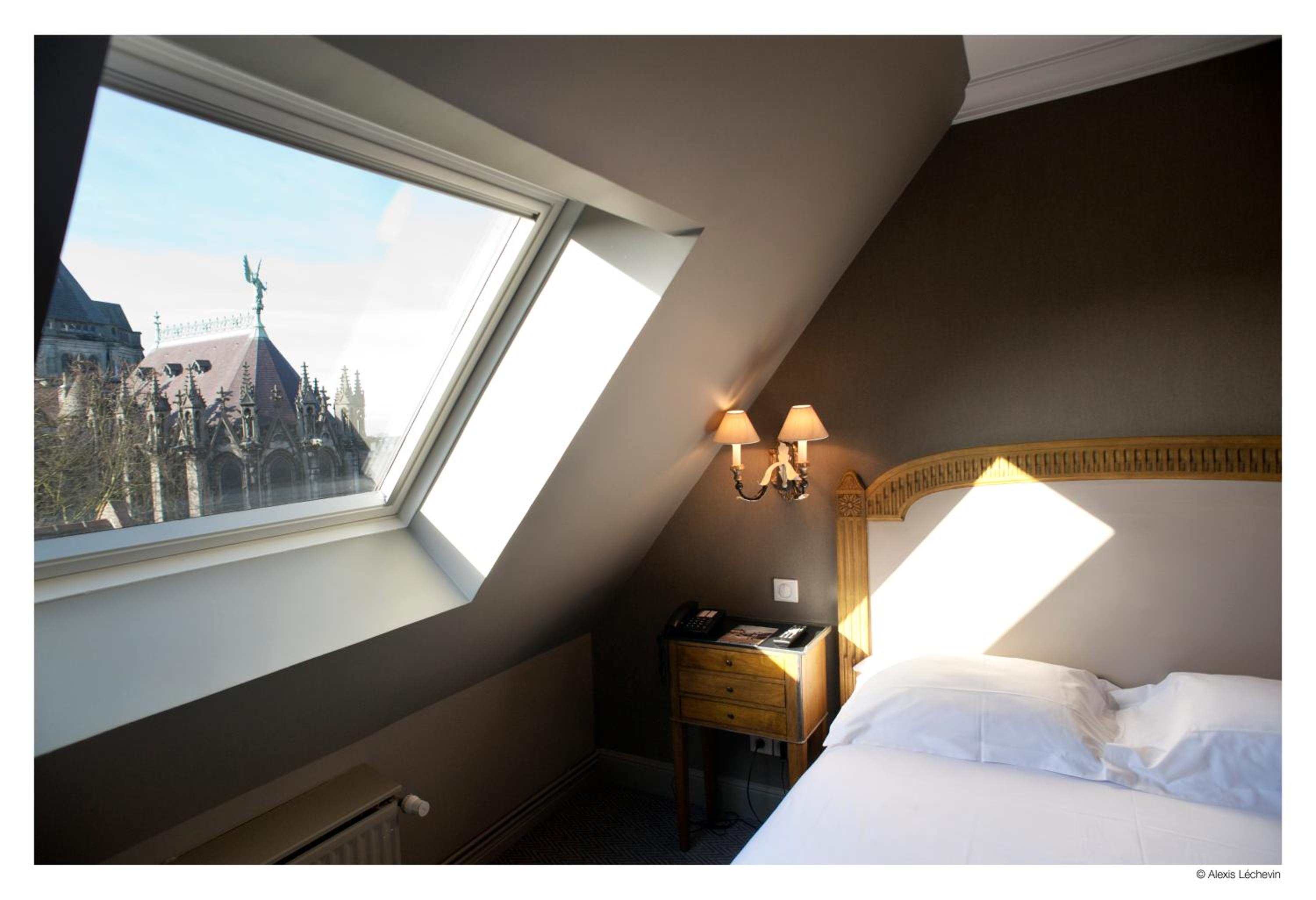 Deluxe Double Room photo 2