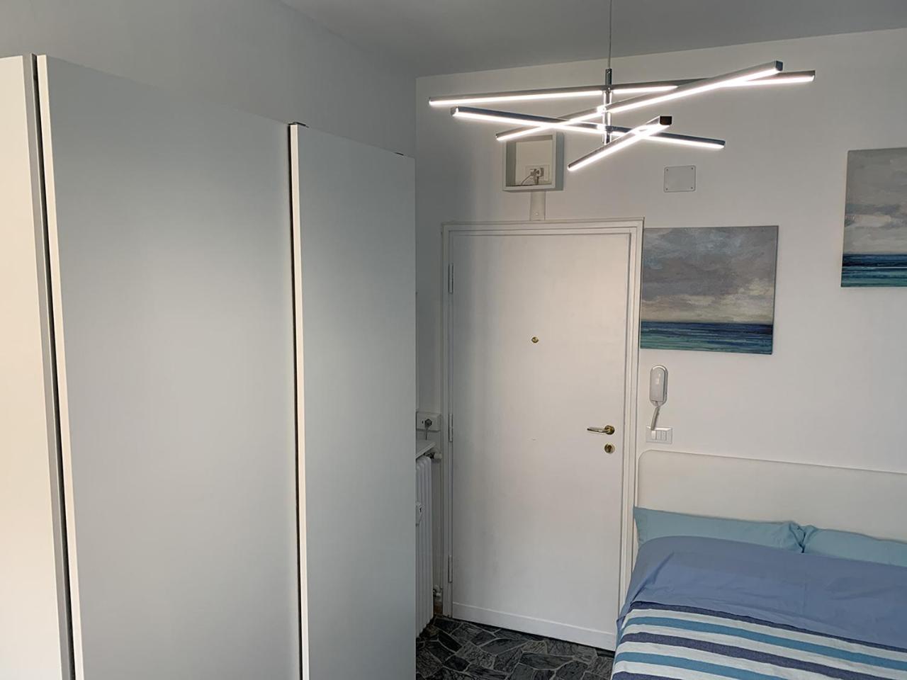 One-Bedroom Apartment - Photo 5