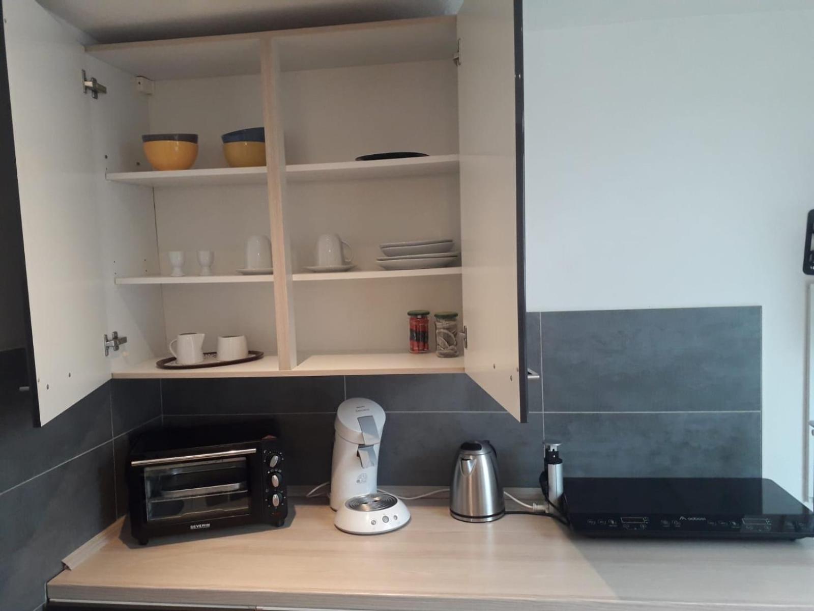 Double Room with Private Bathroom - Photo 4