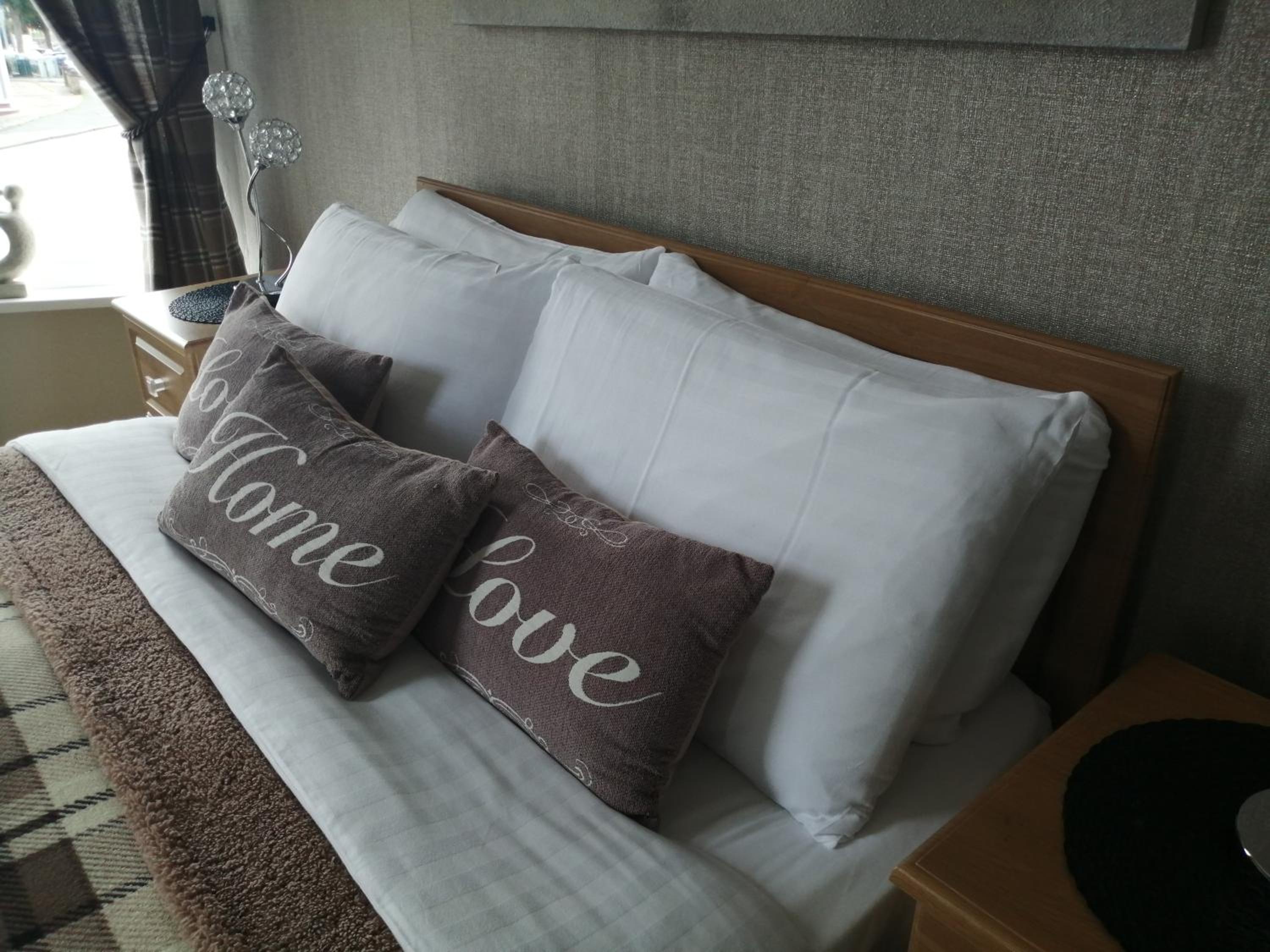 Room 3 - Superior Double Room (Lounge Area) photo 2