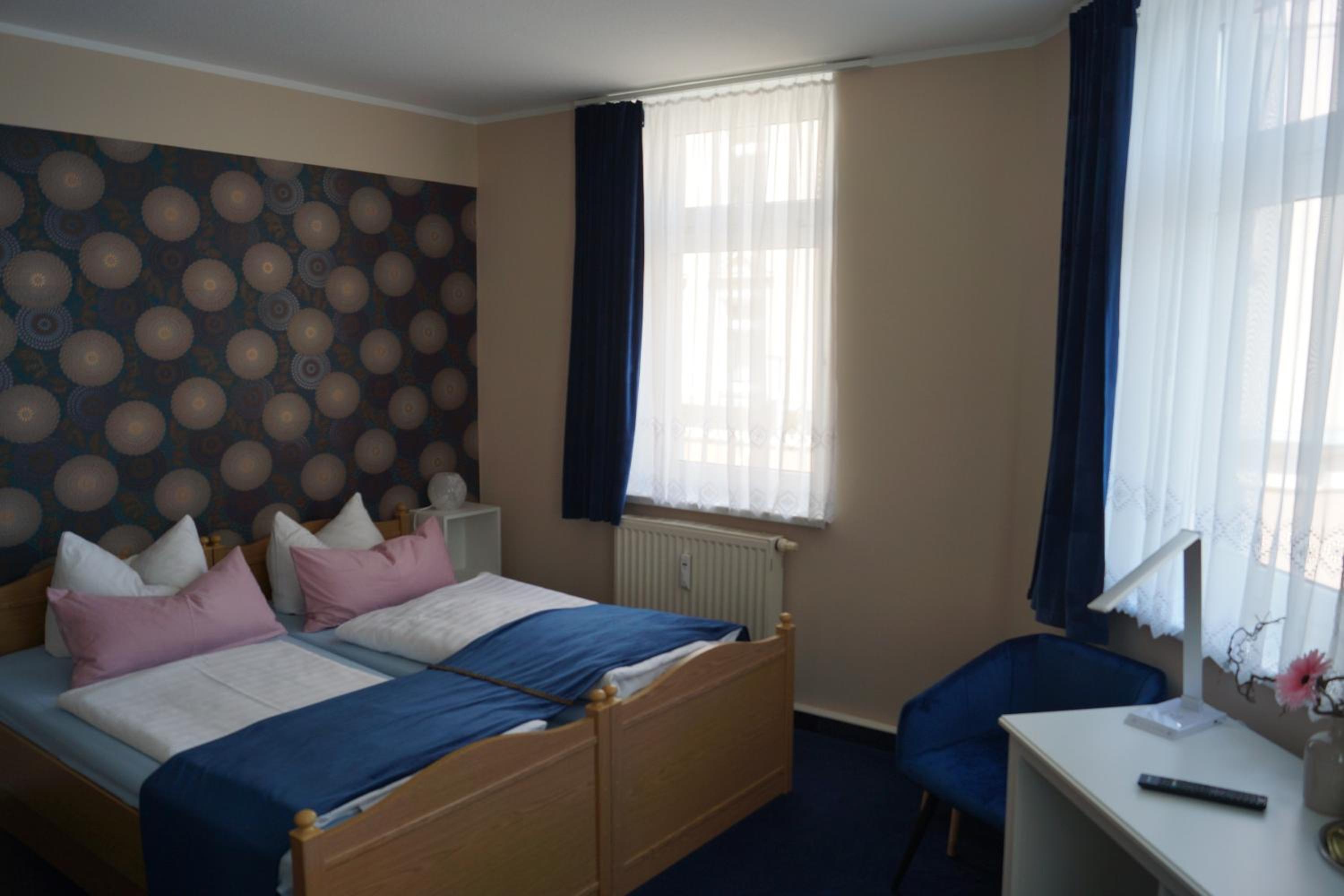 Double or Twin Room - Photo 1
