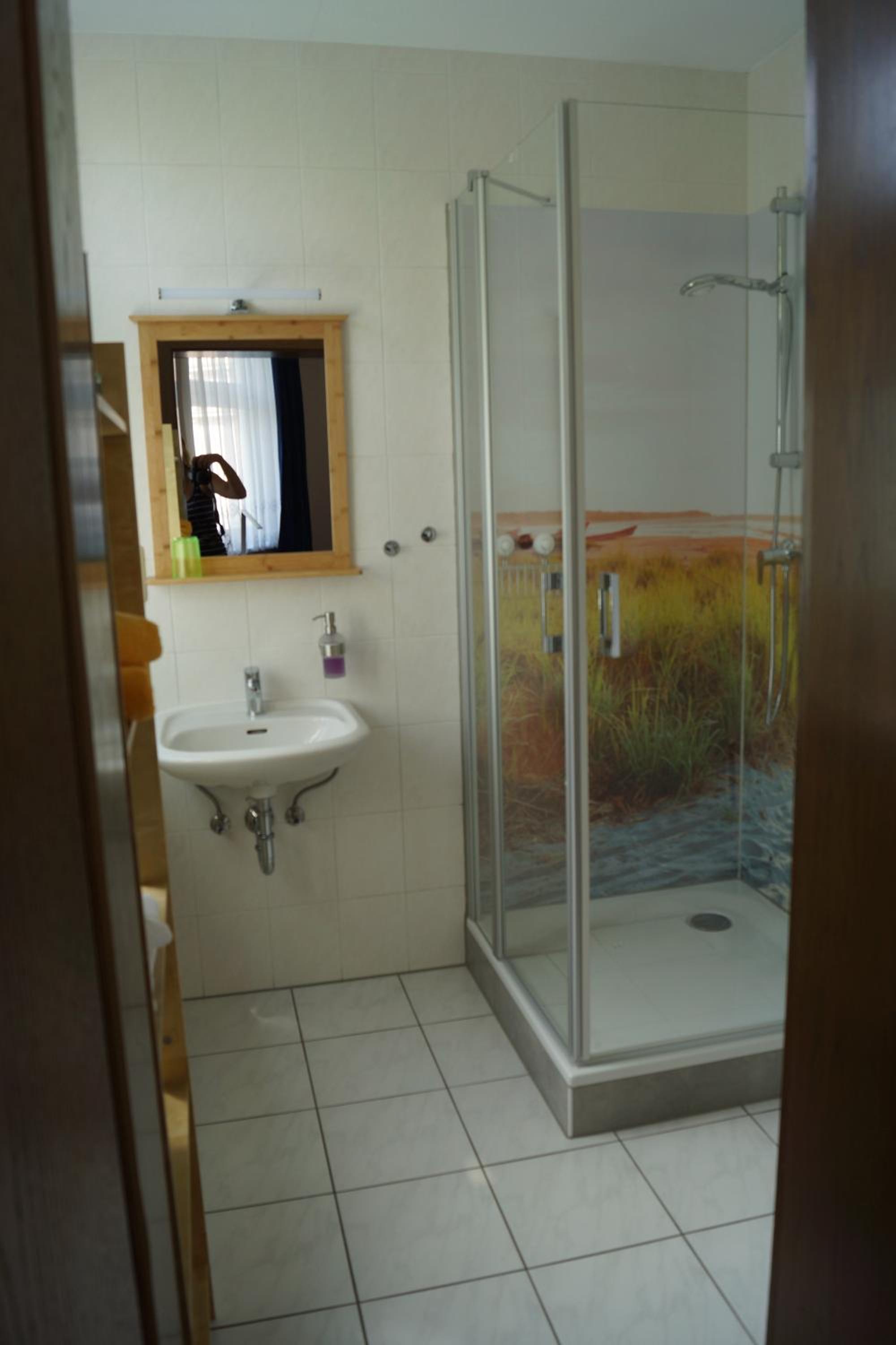 Double or Twin Room - Photo 3