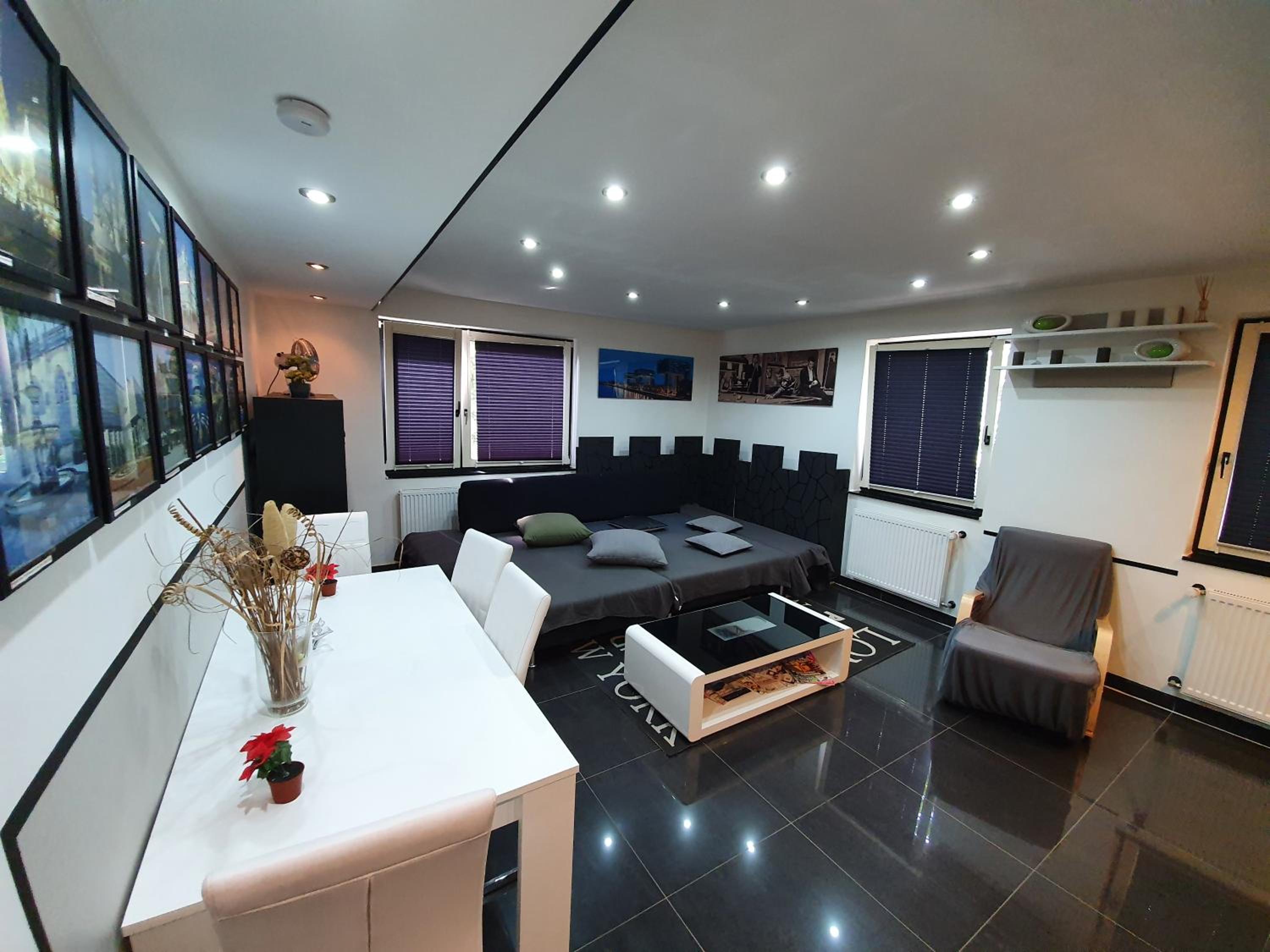 Two-Bedroom Apartment - Photo 24
