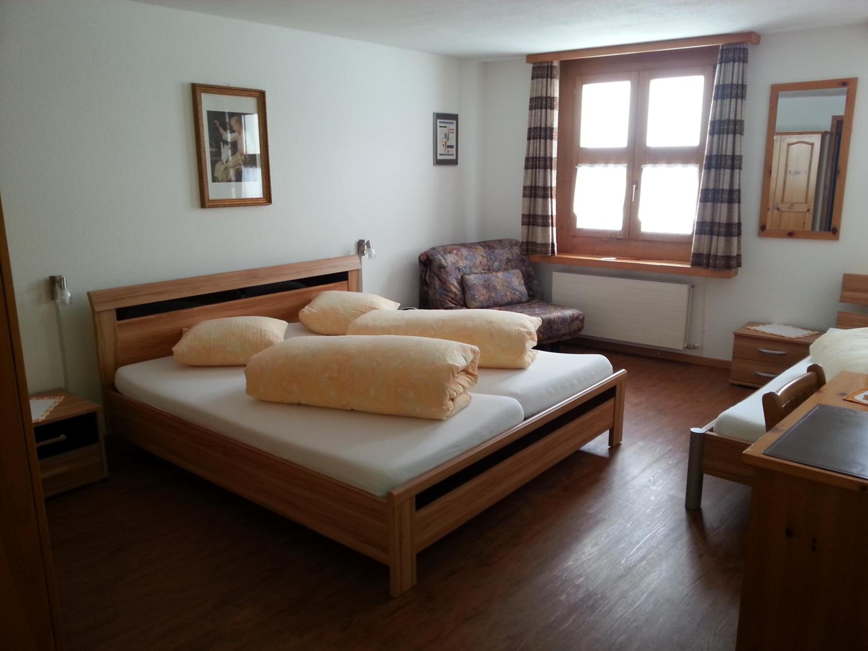 Double Room - Photo 3