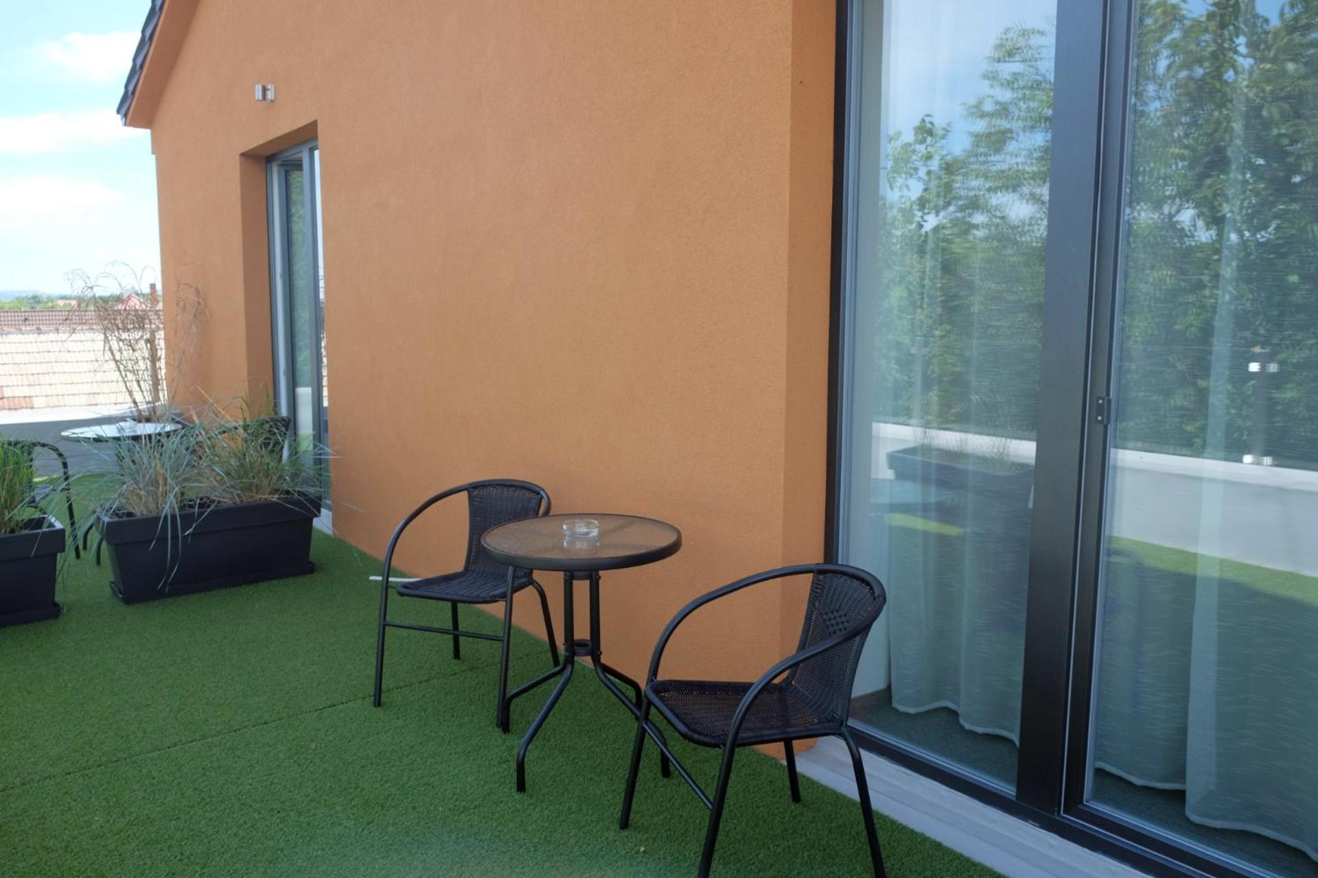 Superior Double or Twin Room with Terrace - Photo 4
