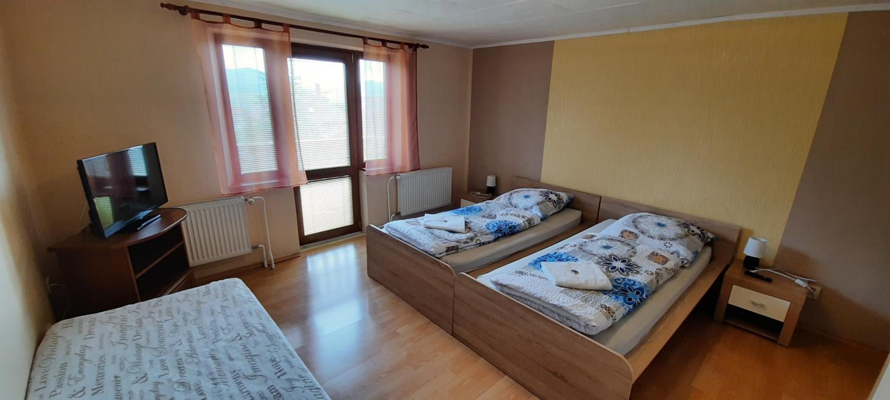 Two-Bedroom Apartment (5 Adults) photo 1