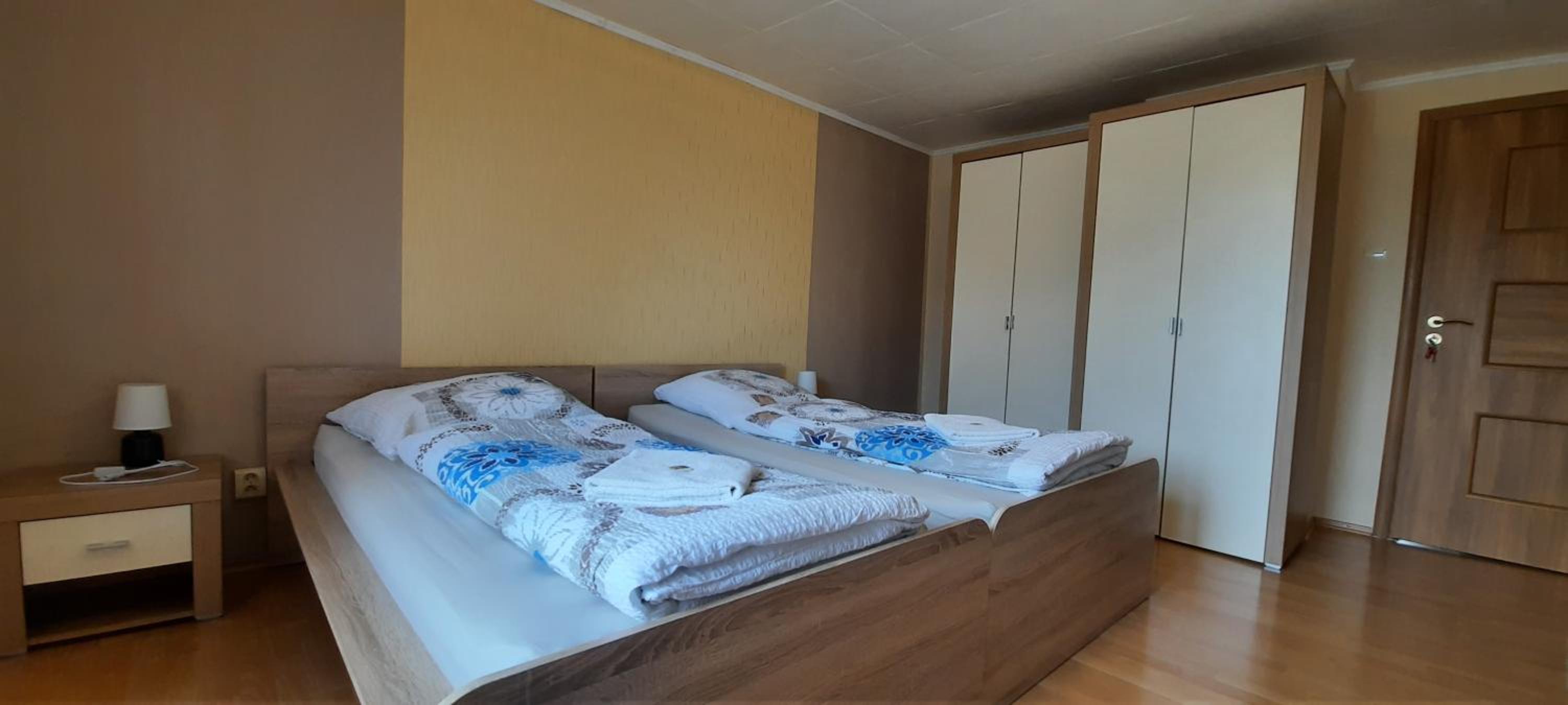 Two-Bedroom Apartment (5 Adults) photo 2
