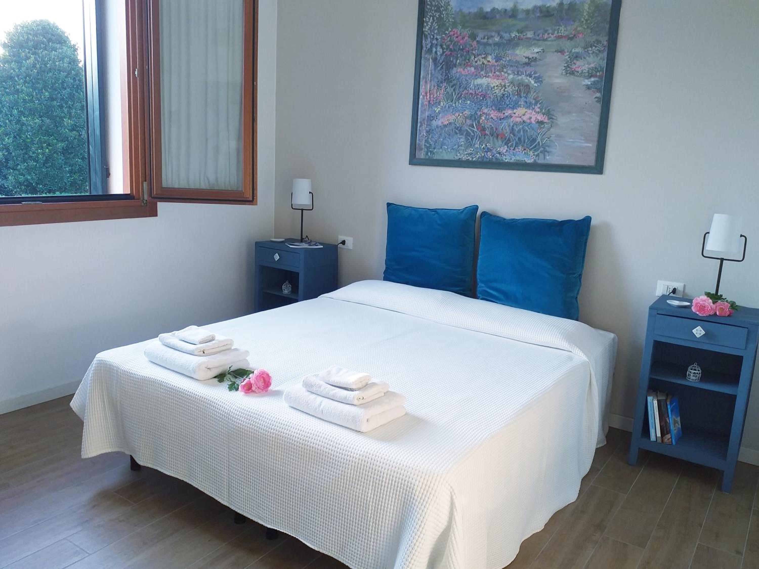 King Room with Garden View - Photo 5