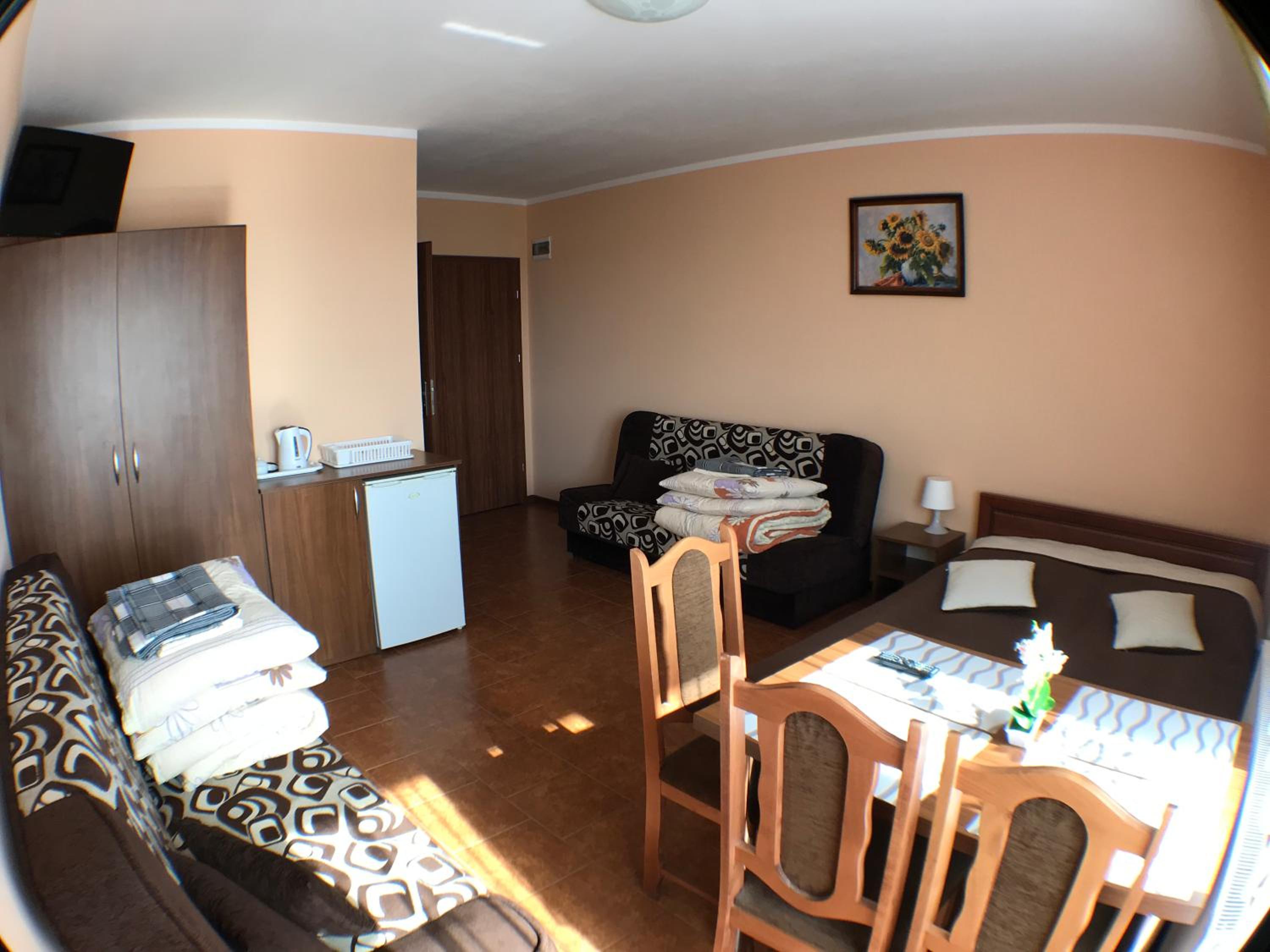 Family Room photo 1