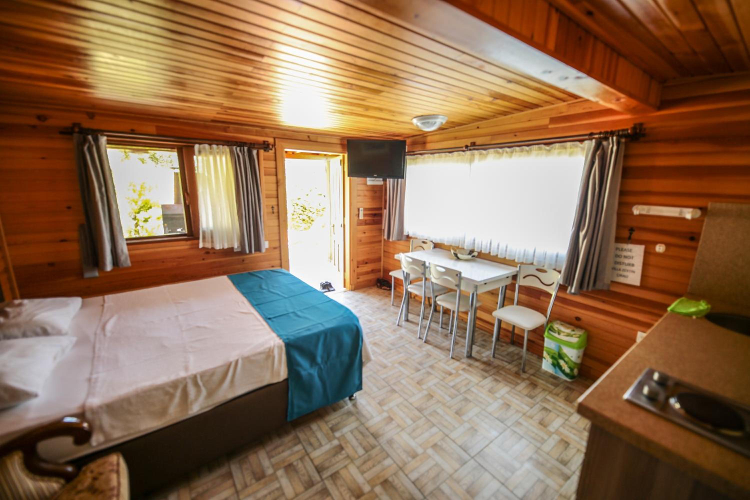 One-Bedroom Villa - Photo 22