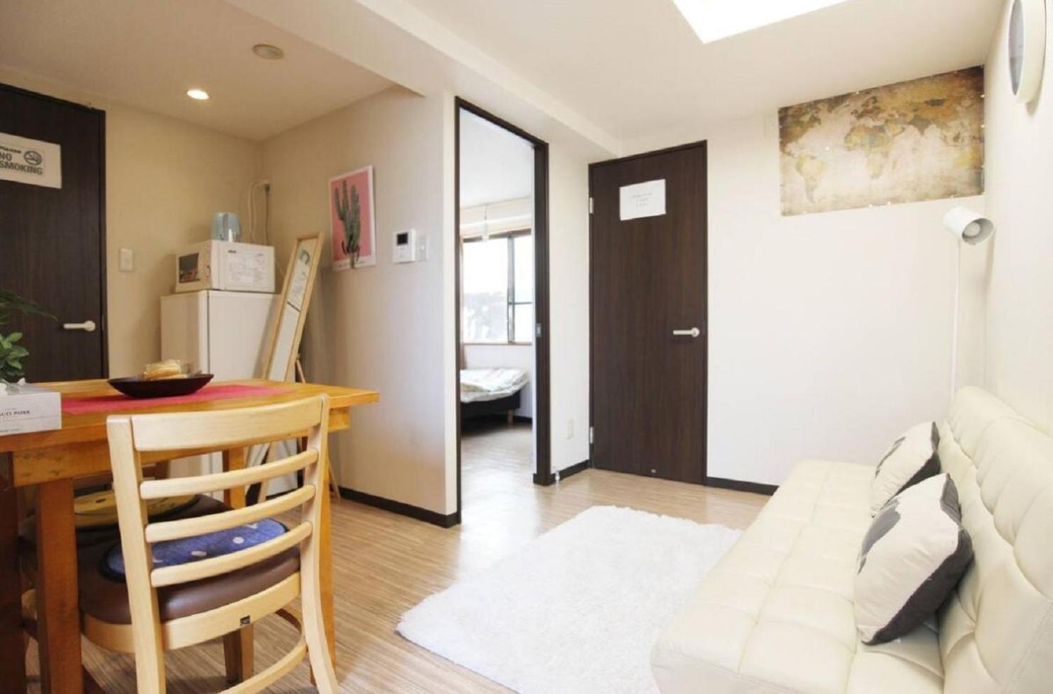 One-Bedroom Apartment photo 1