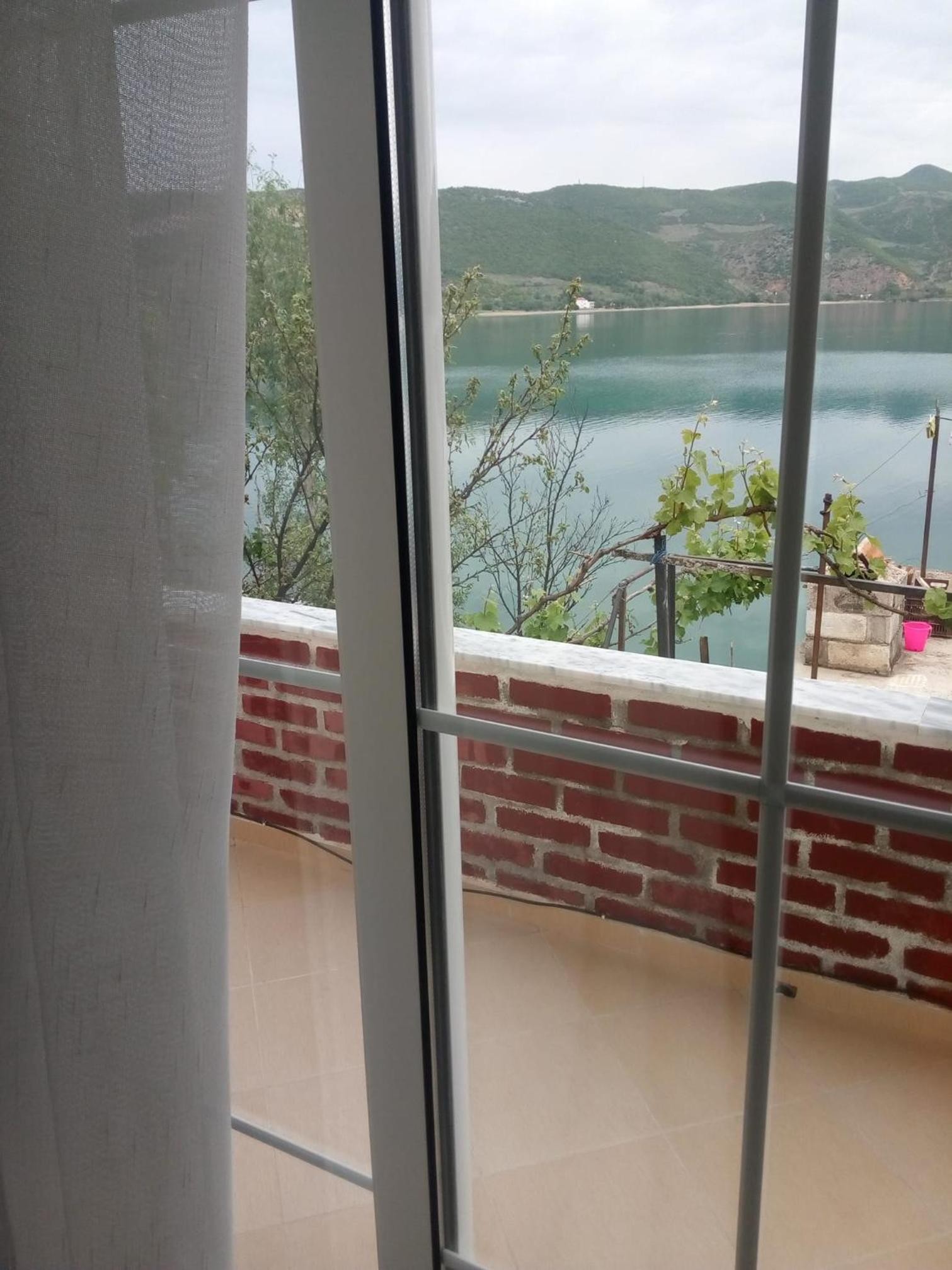 Double Room with Lake View photo 2