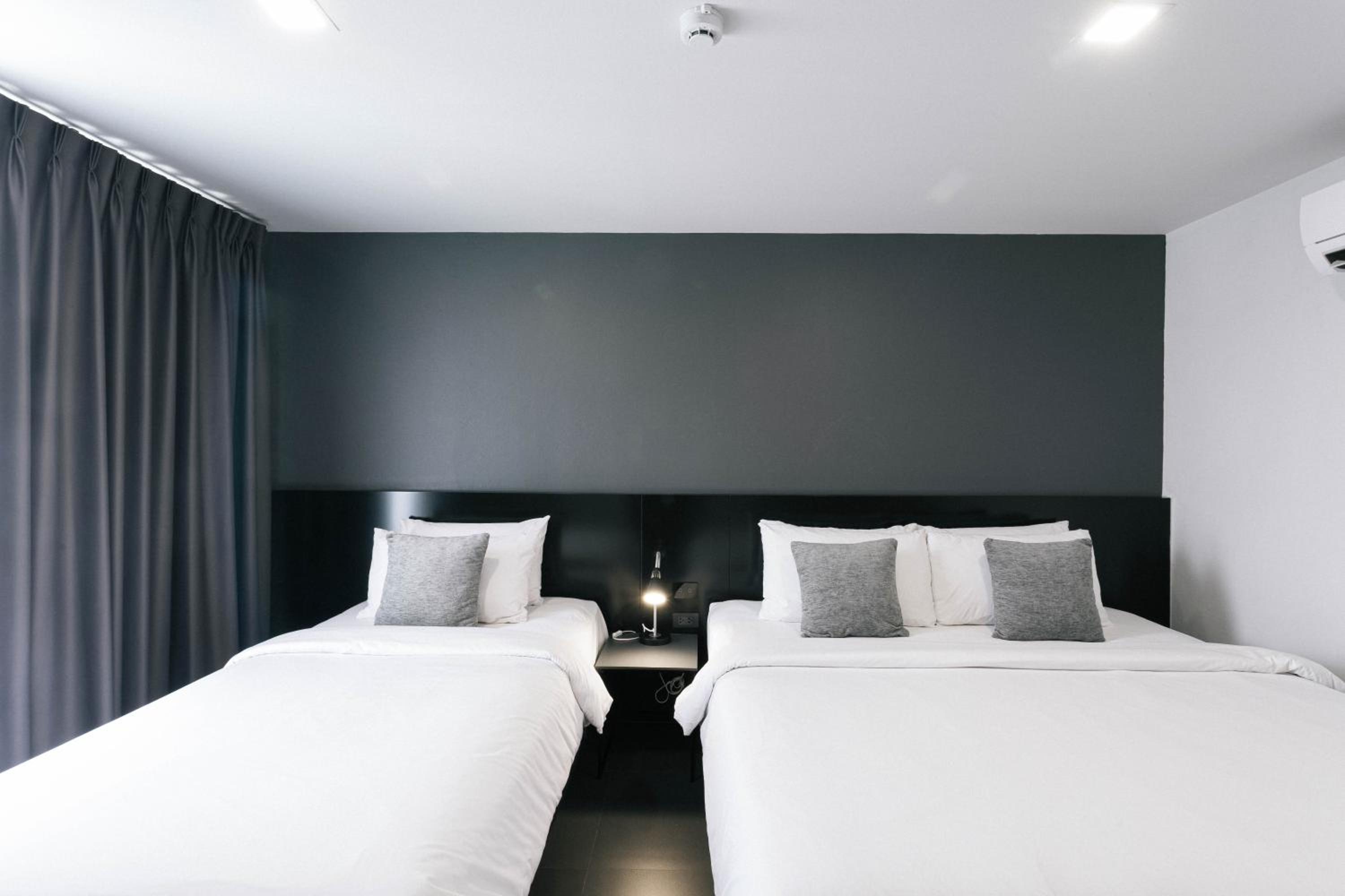 Deluxe Double Room with Extra bed - Photo 1