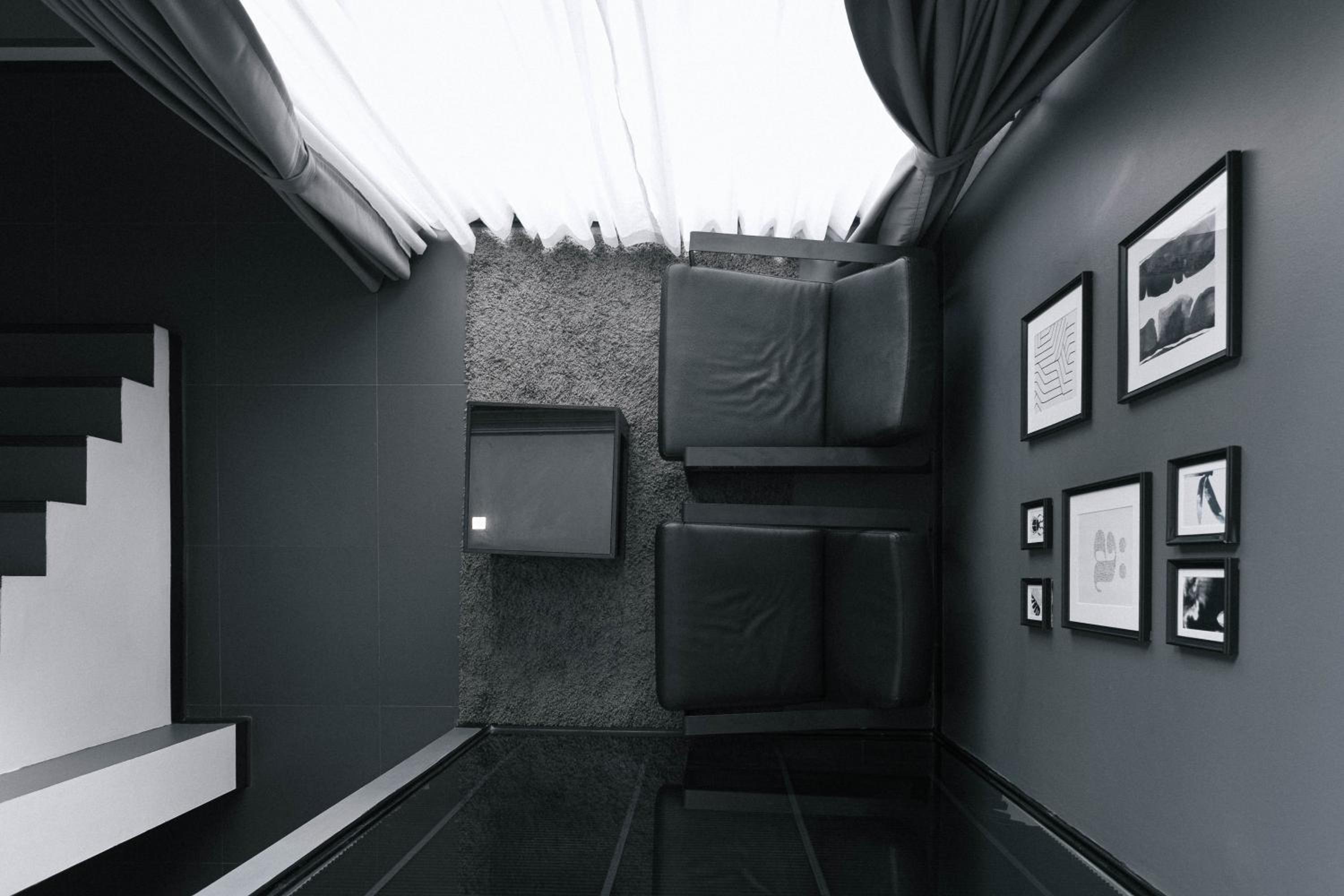 Duplex Suite - Photo 10