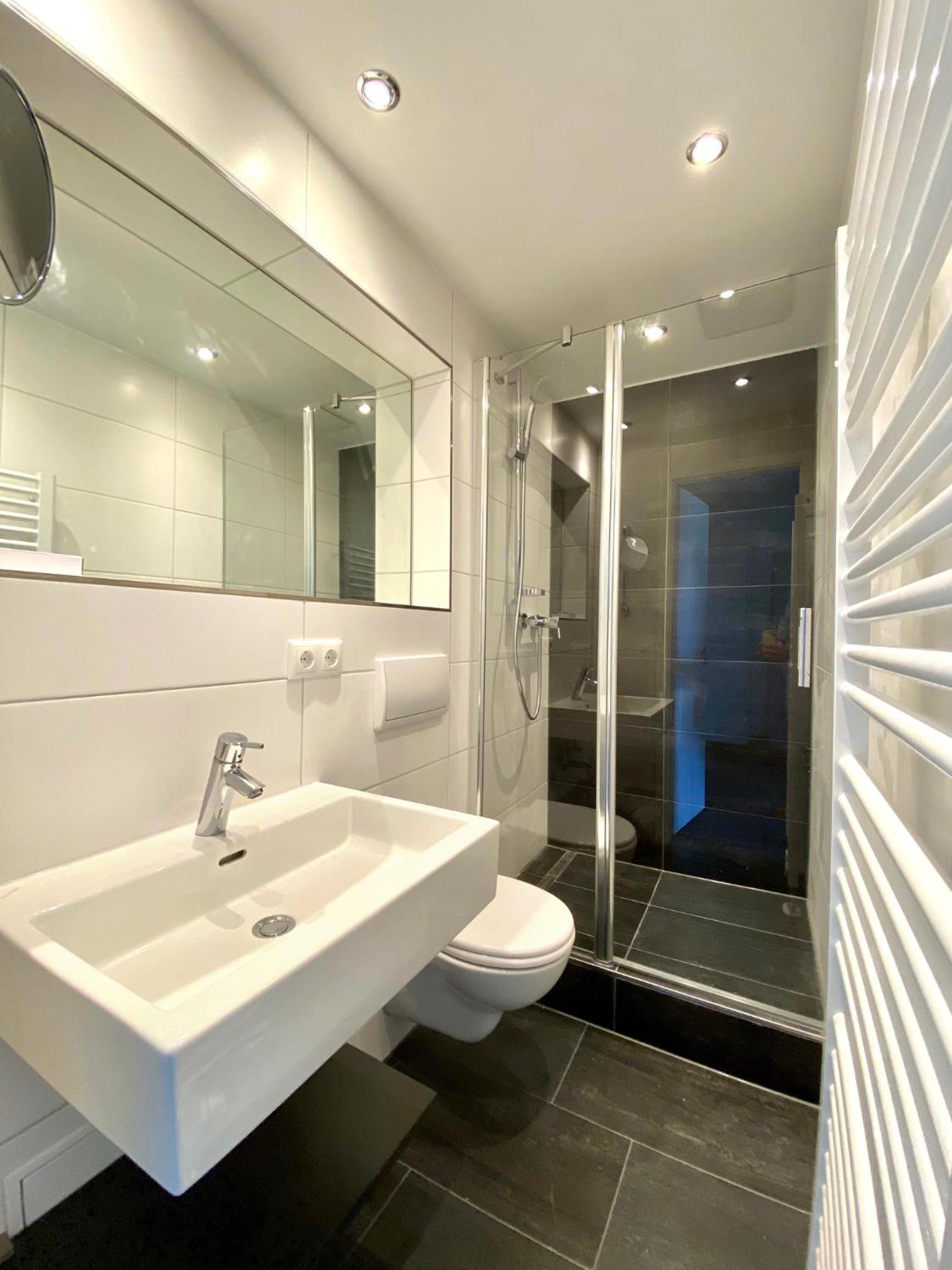 Double Room - Photo 3
