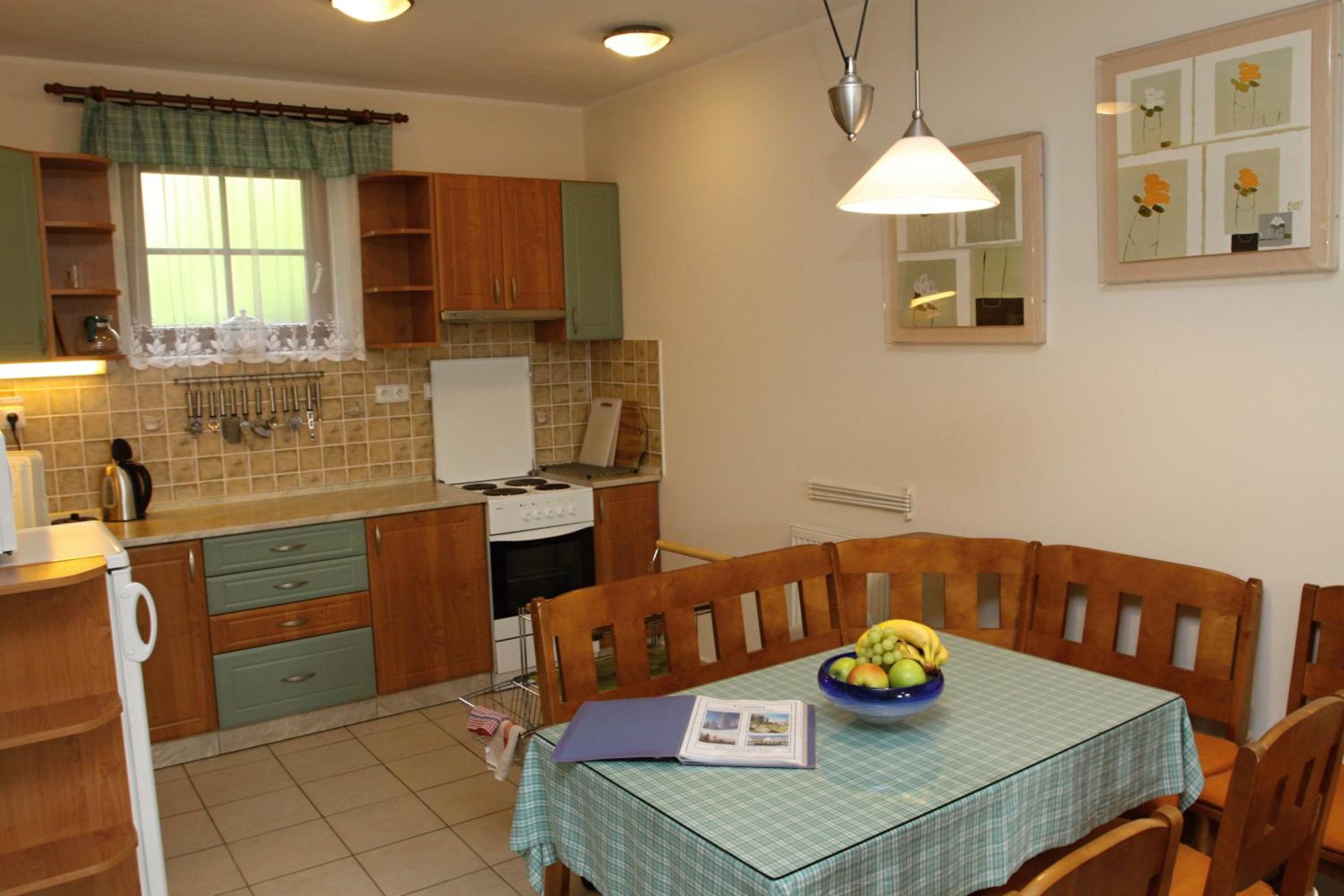 Two-Bedroom Apartment - Photo 11