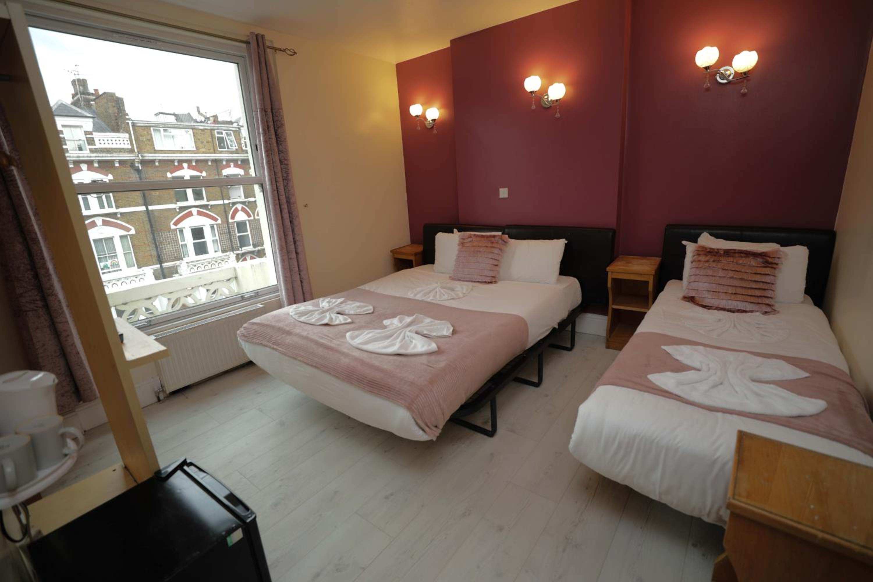 Twin Room photo 1