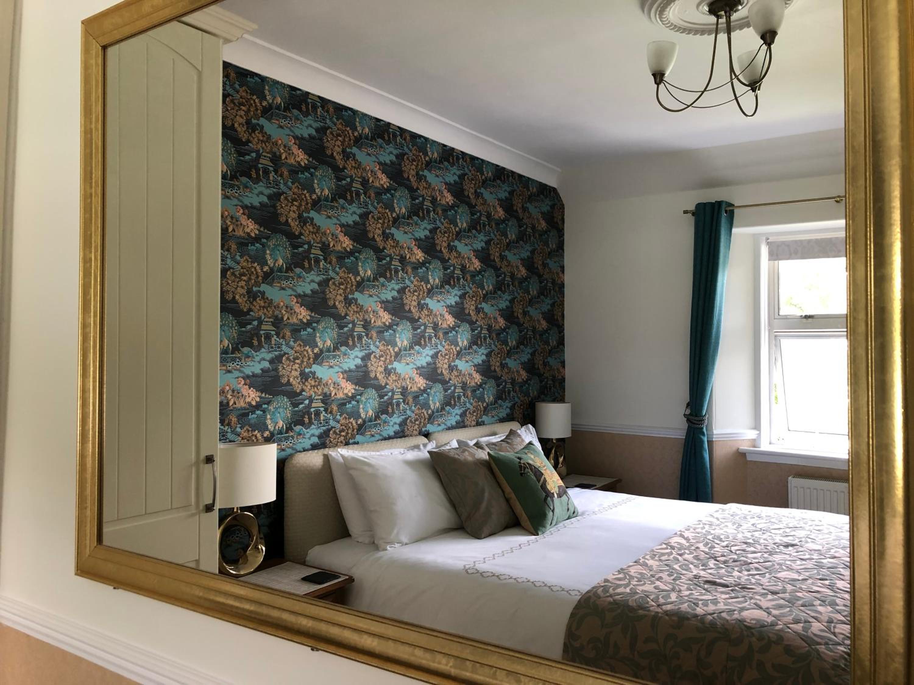 Double or Twin Room with Shower