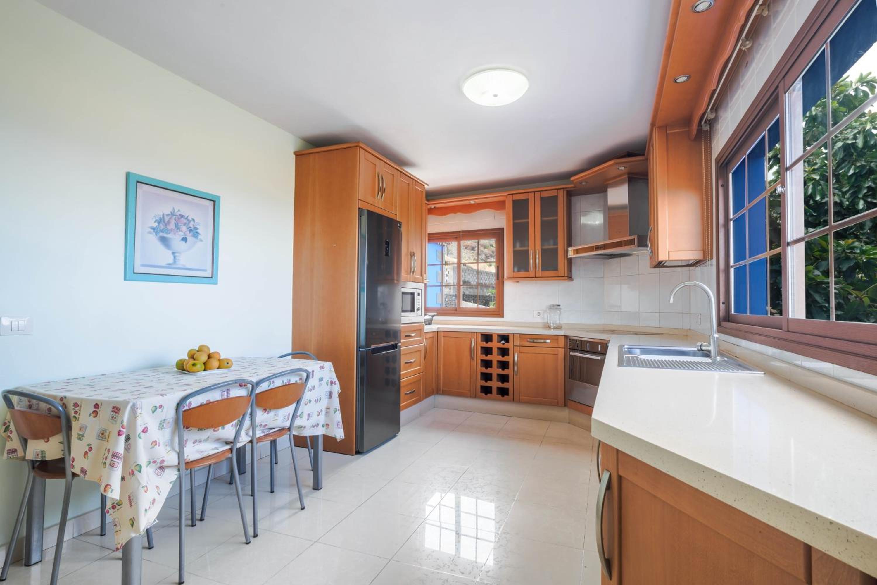 Three-Bedroom House thumbnail 6