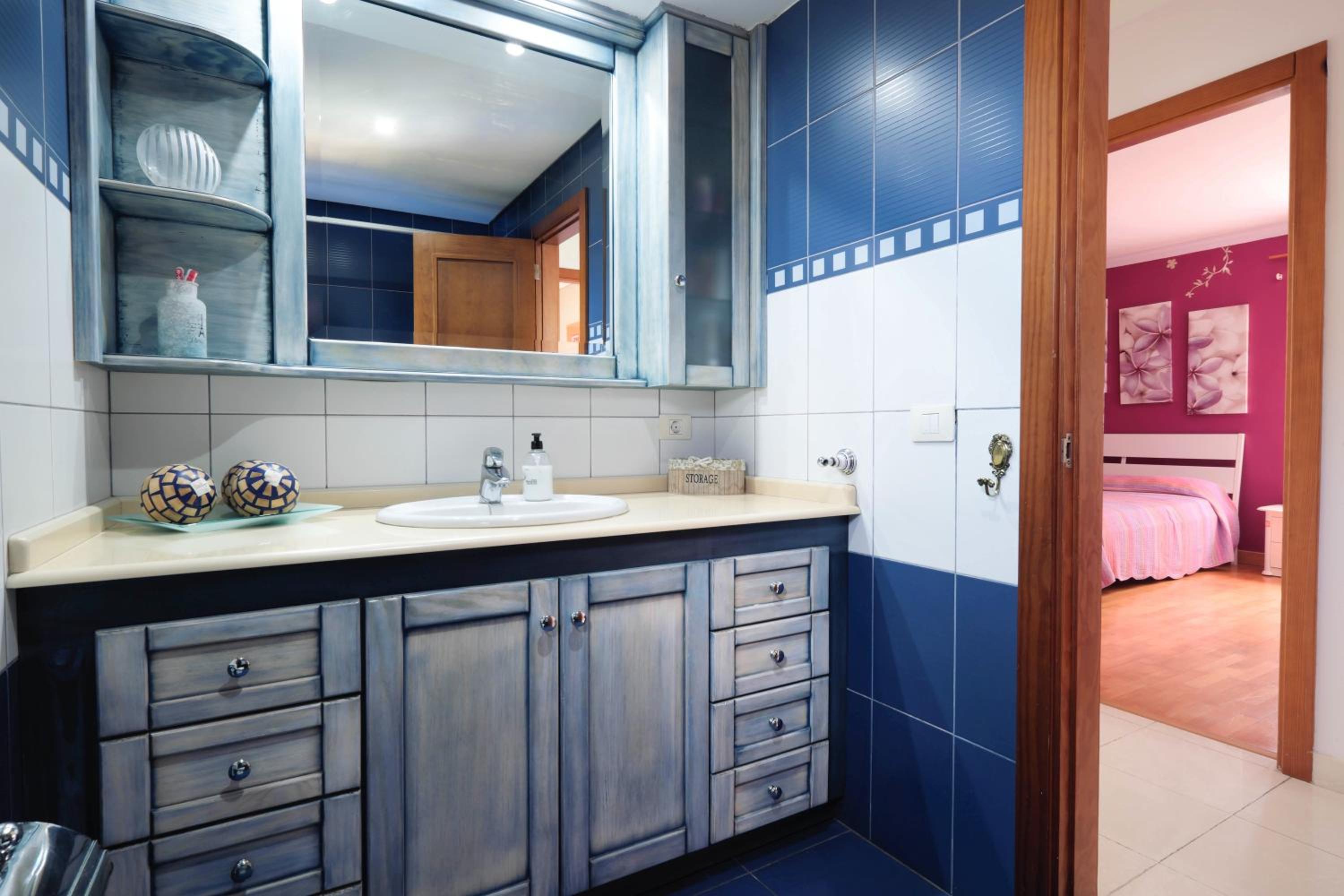 Three-Bedroom House thumbnail 5