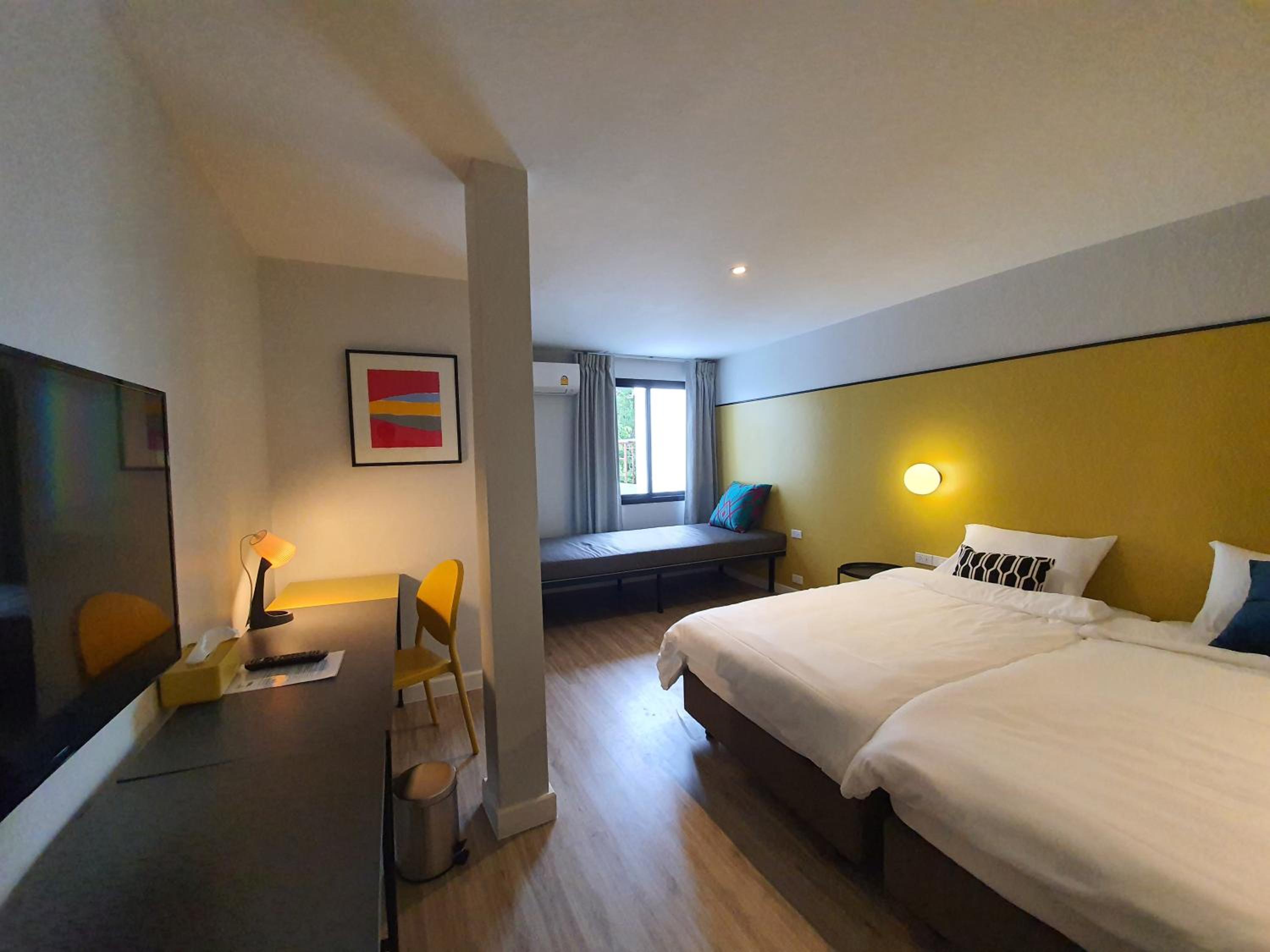 Deluxe Double or Twin Room photo 2