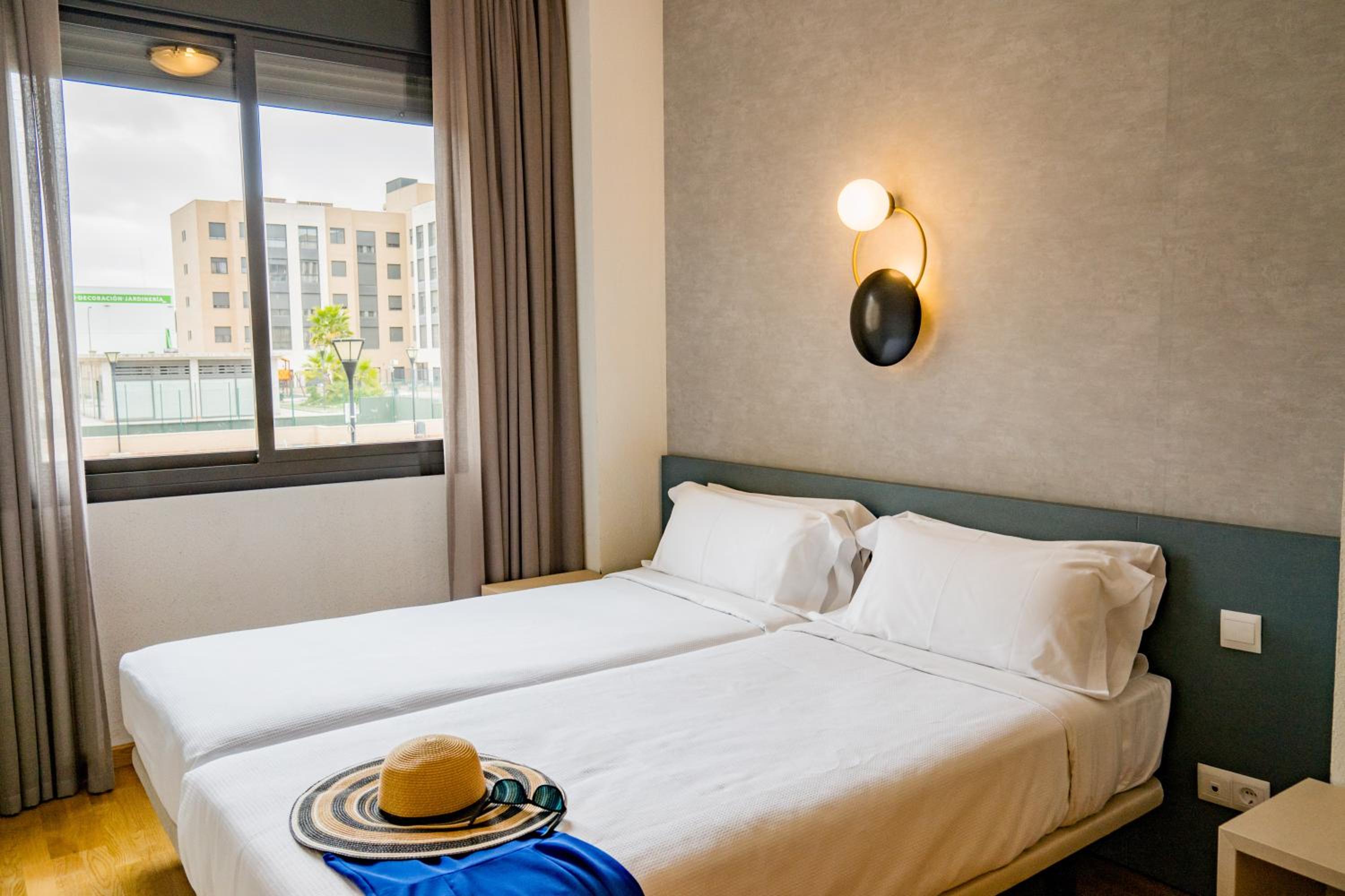Two-Bedroom Suite (3 Adults) - Photo 12