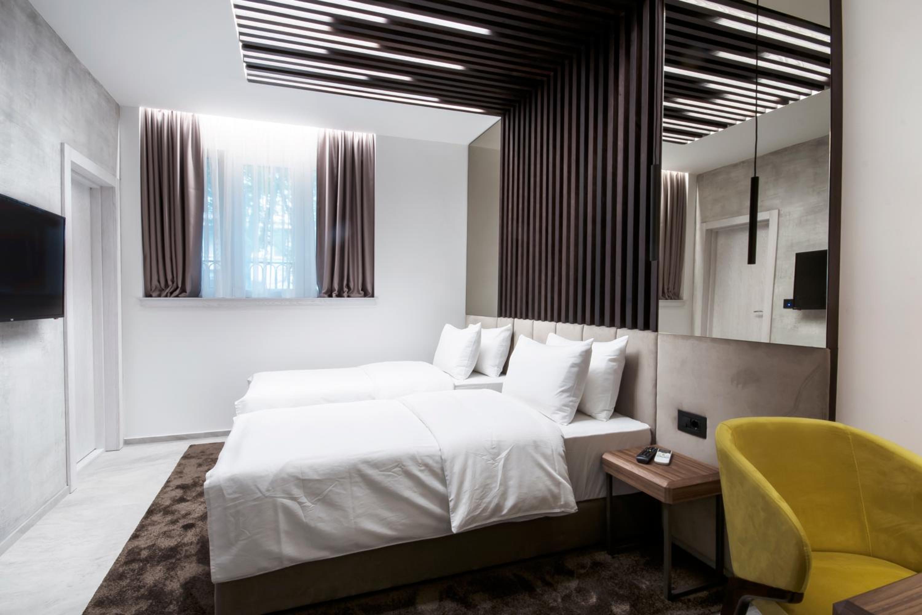 Superior Twin Room - Photo 2