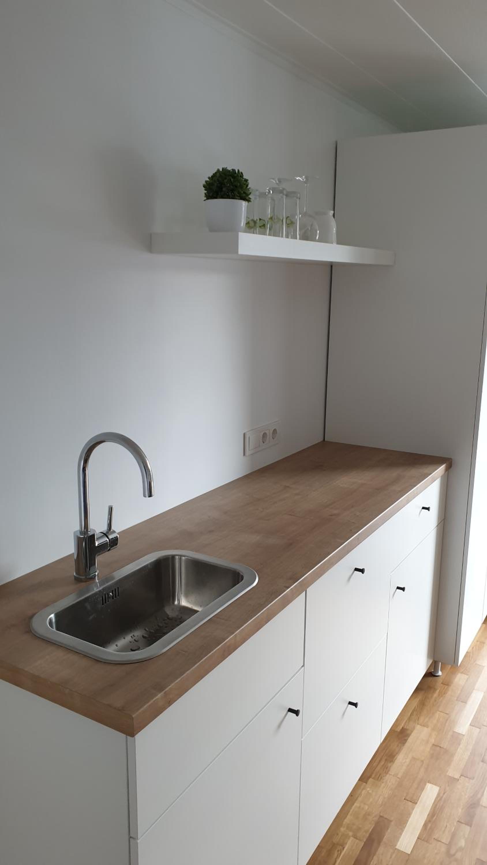 Standard Studio - Photo 6