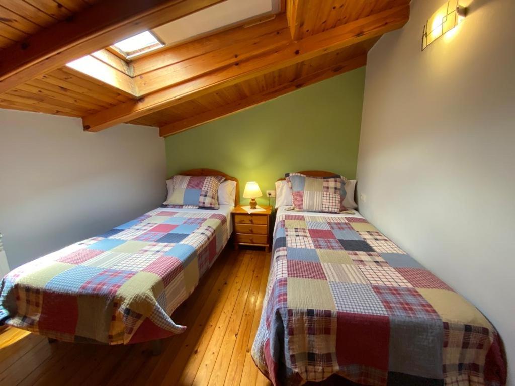Three-Bedroom House photo 3