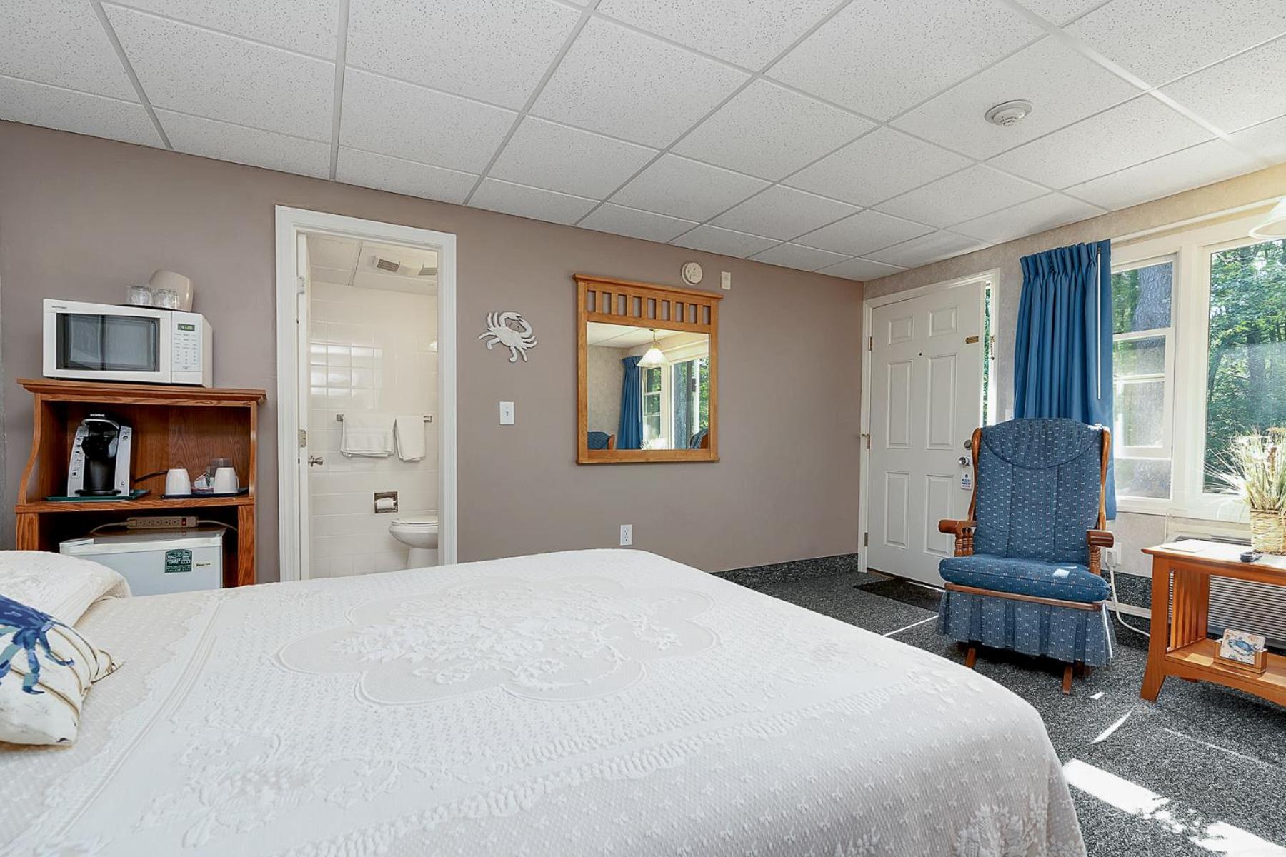 Deluxe King Room photo 1
