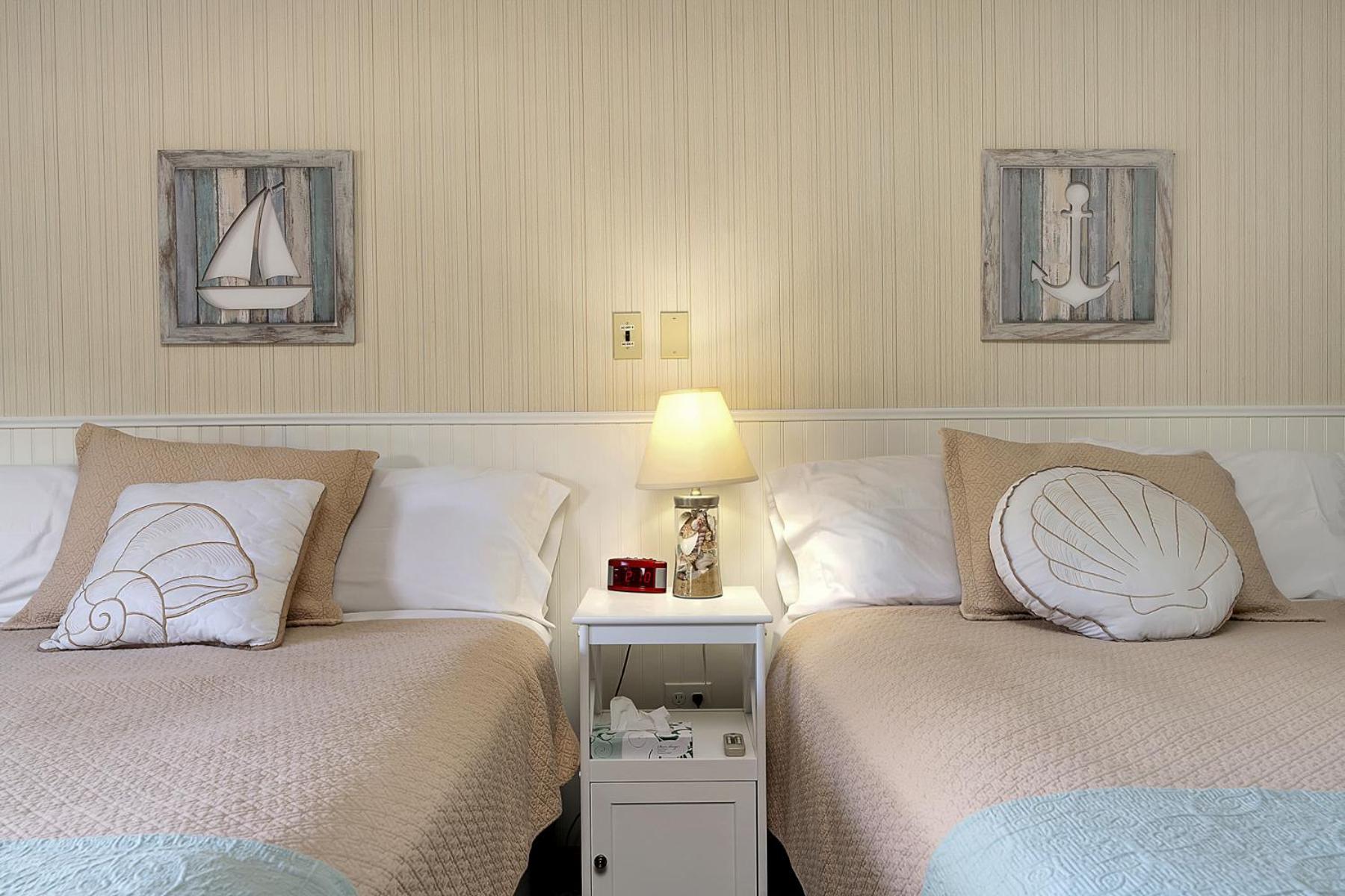 Deluxe Queen Room - Photo 1