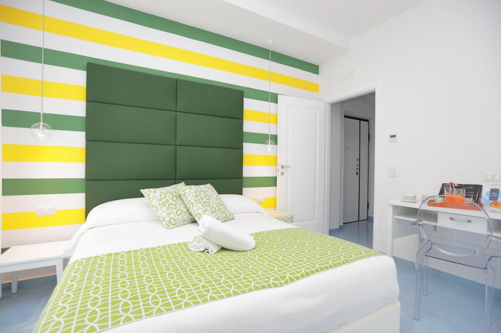 King Room with Balcony photo 3